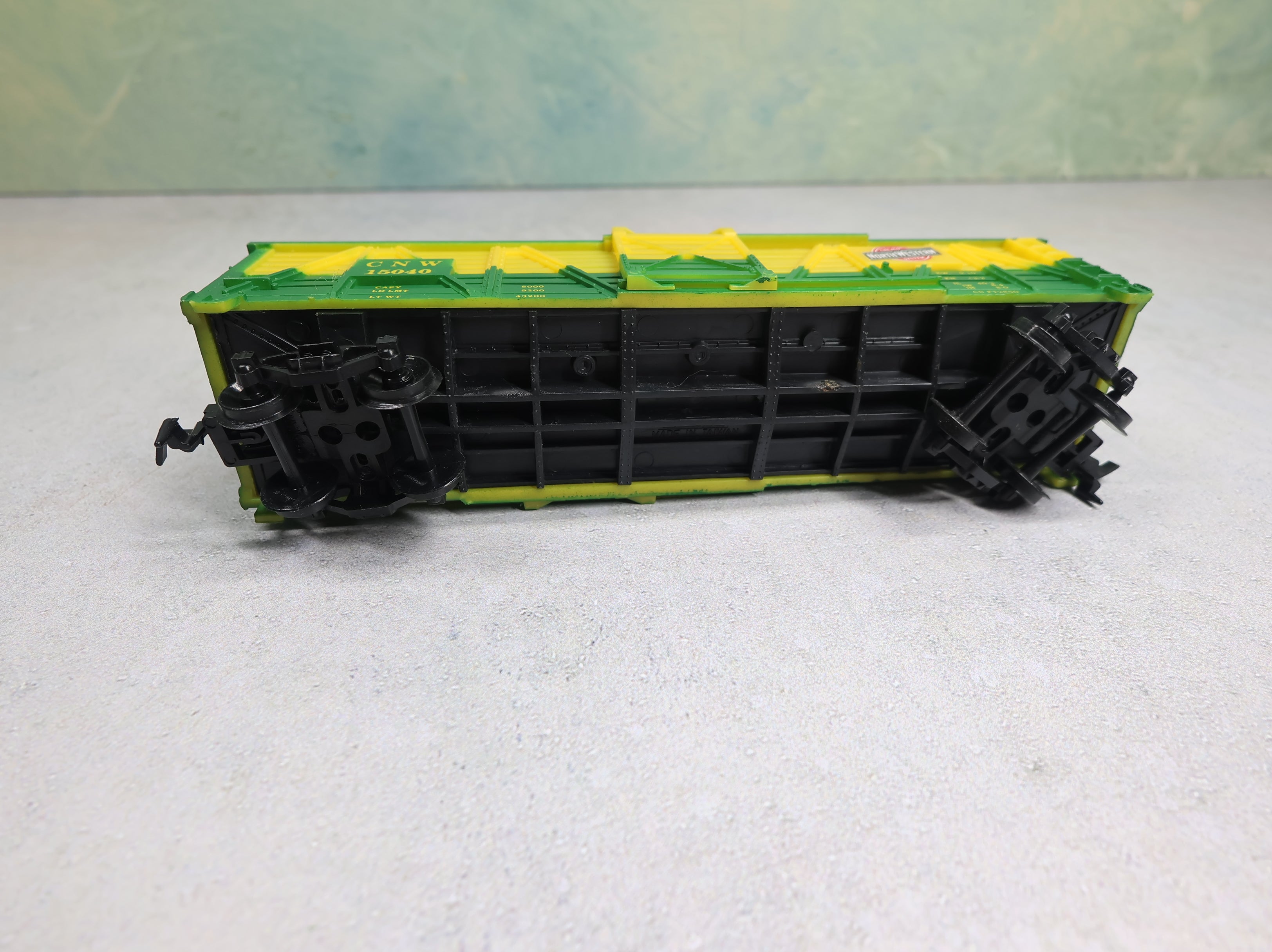 USED Life-Like HO Scale Stock Cattle Car Chicago & North Western CNW #15040
