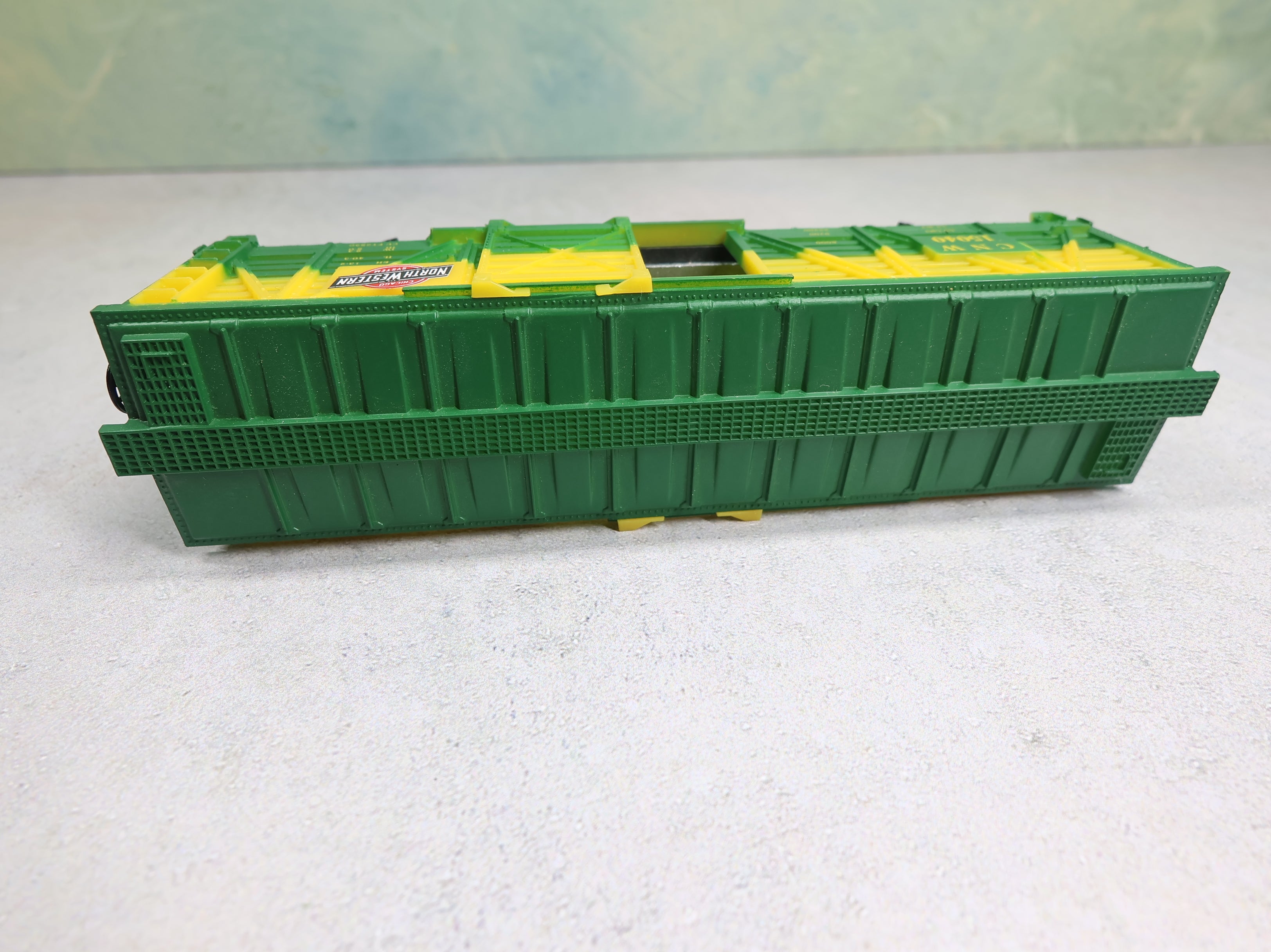 USED Life-Like HO Scale Stock Cattle Car Chicago & North Western CNW #15040