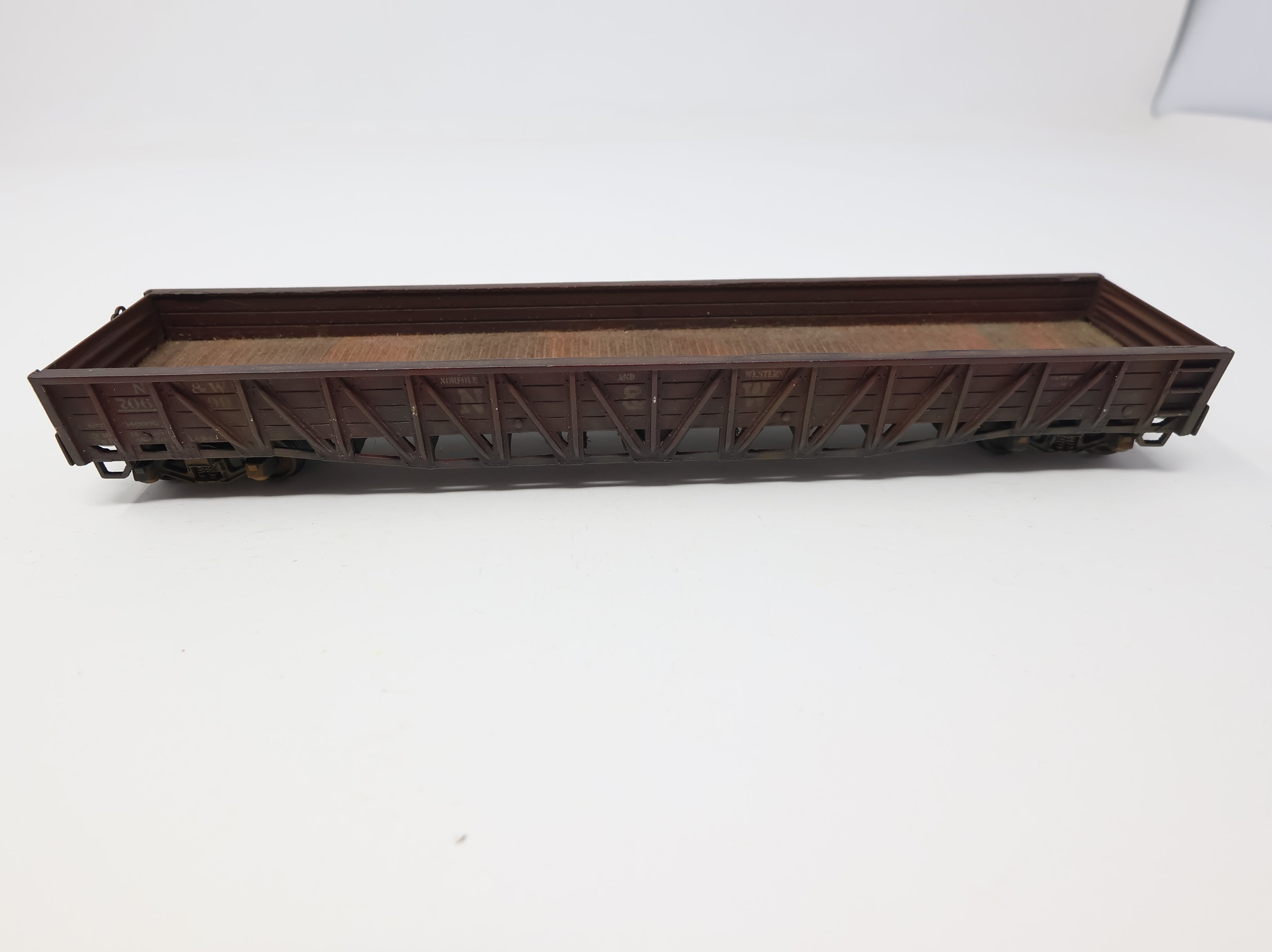 USED HO Scale 52' Gondola w/ tarped loads Norfolk & Western N&W #70699 Weathered