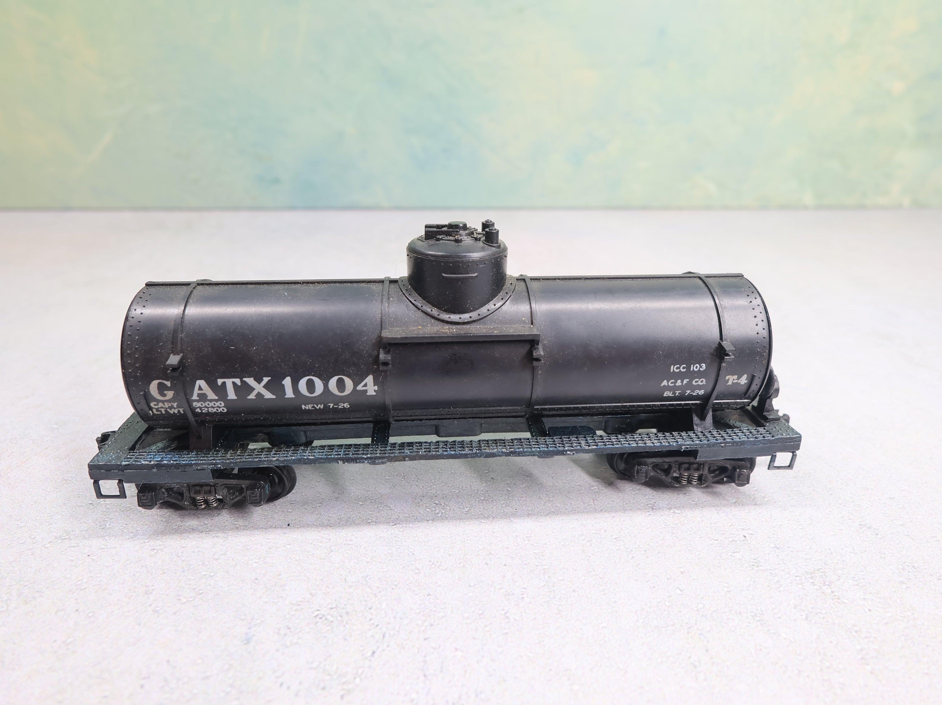 USED Varney HO Scale Single Dome Tank Car General American GATX #1004