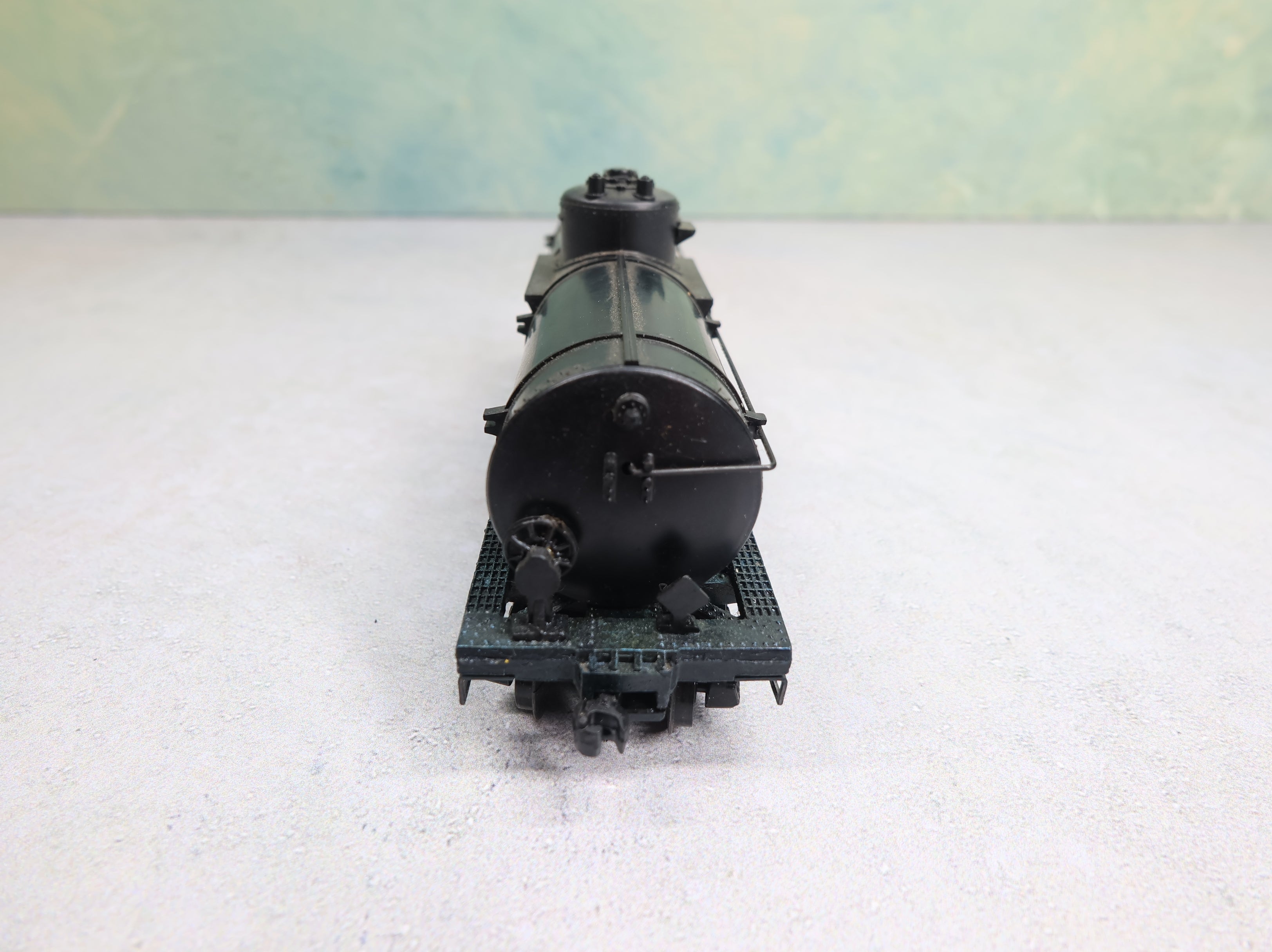 USED Varney HO Scale Single Dome Tank Car General American GATX #1004