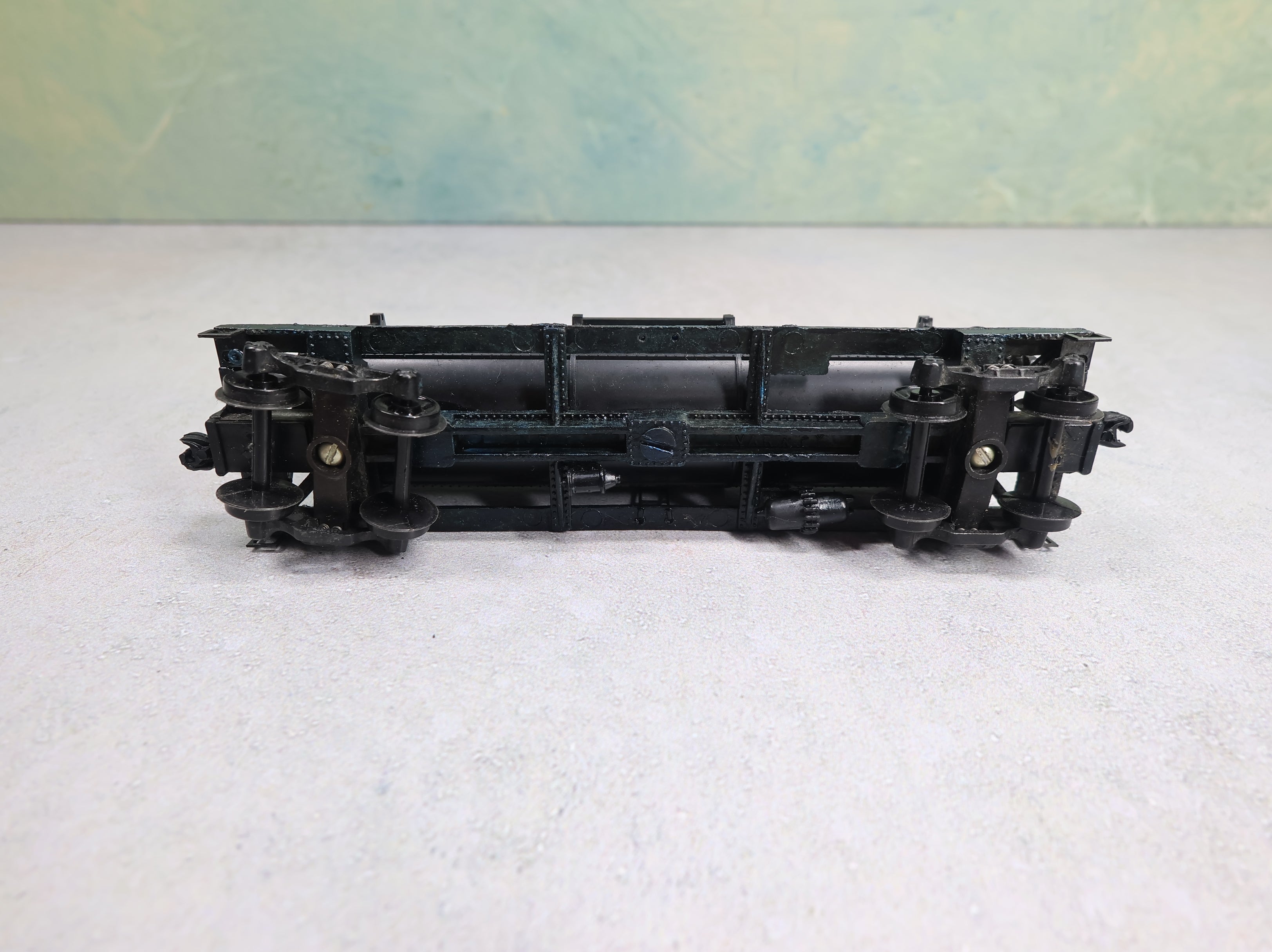 USED Varney HO Scale Single Dome Tank Car General American GATX #1004