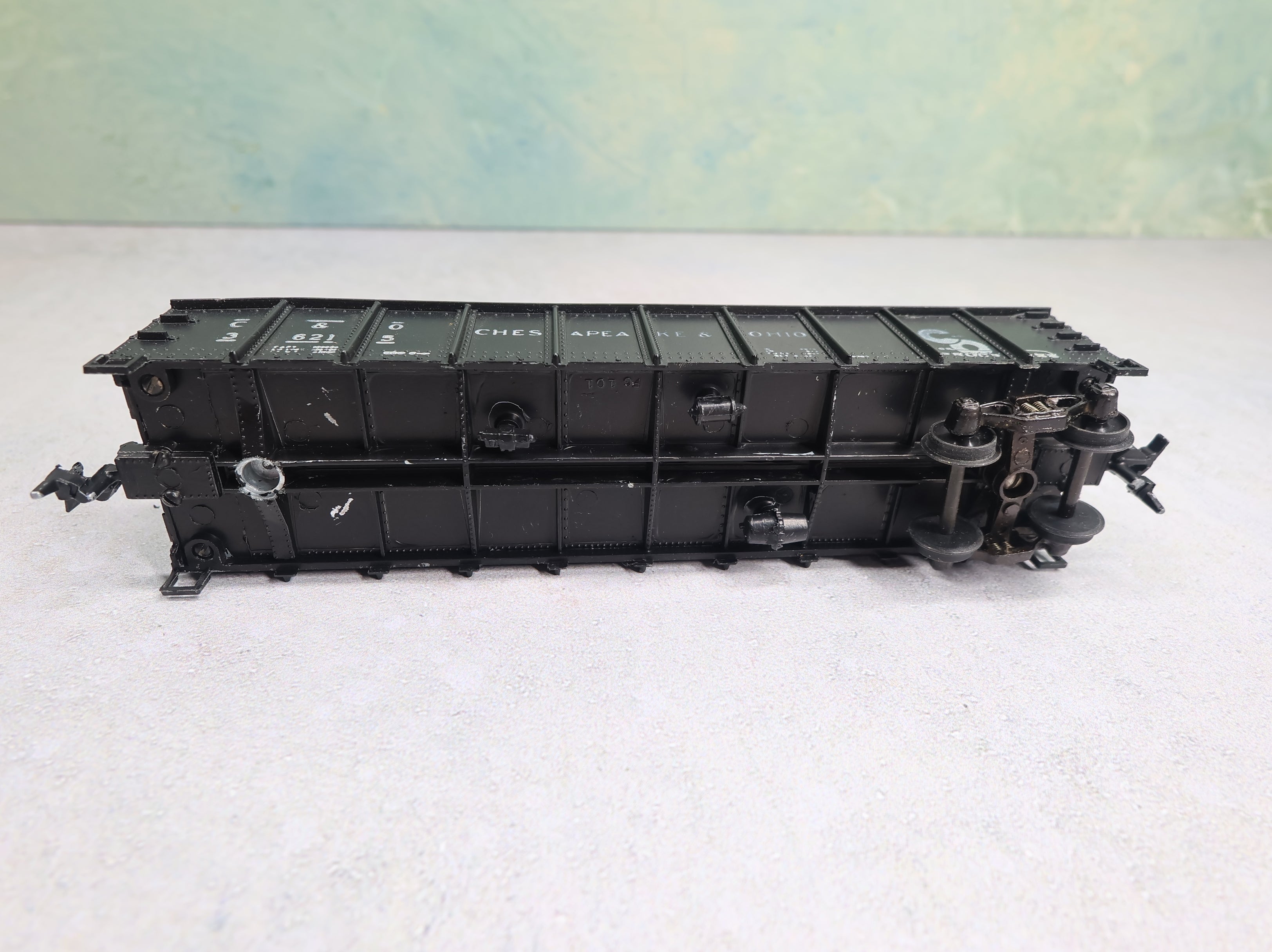 USED HO Scale 40' Gondola Chesapeake and Ohio C&O #36215 Metal