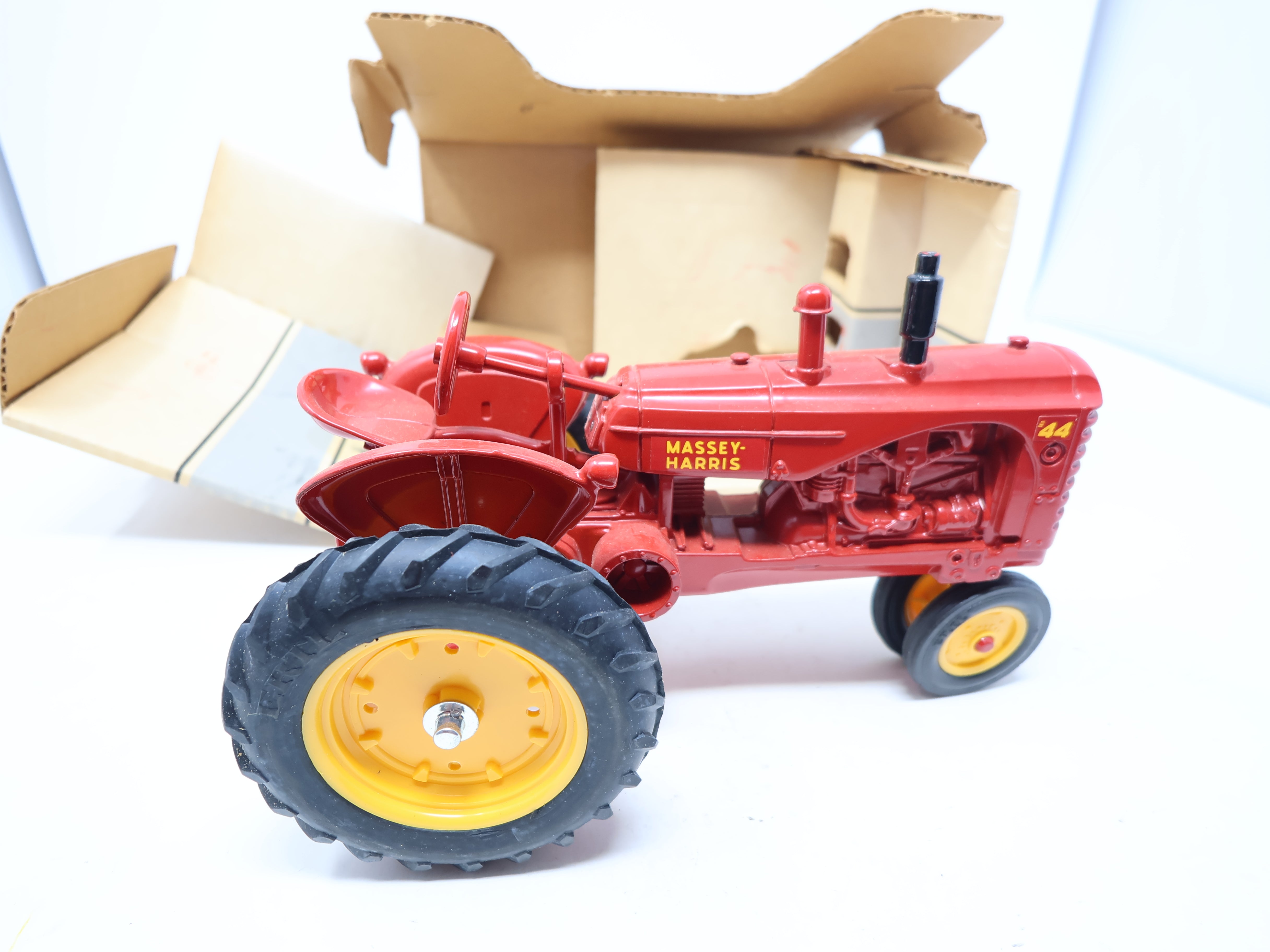 USED ERTL , 1:16 Scale Die-Cast Massey-Harris 44 Tractor (Red)