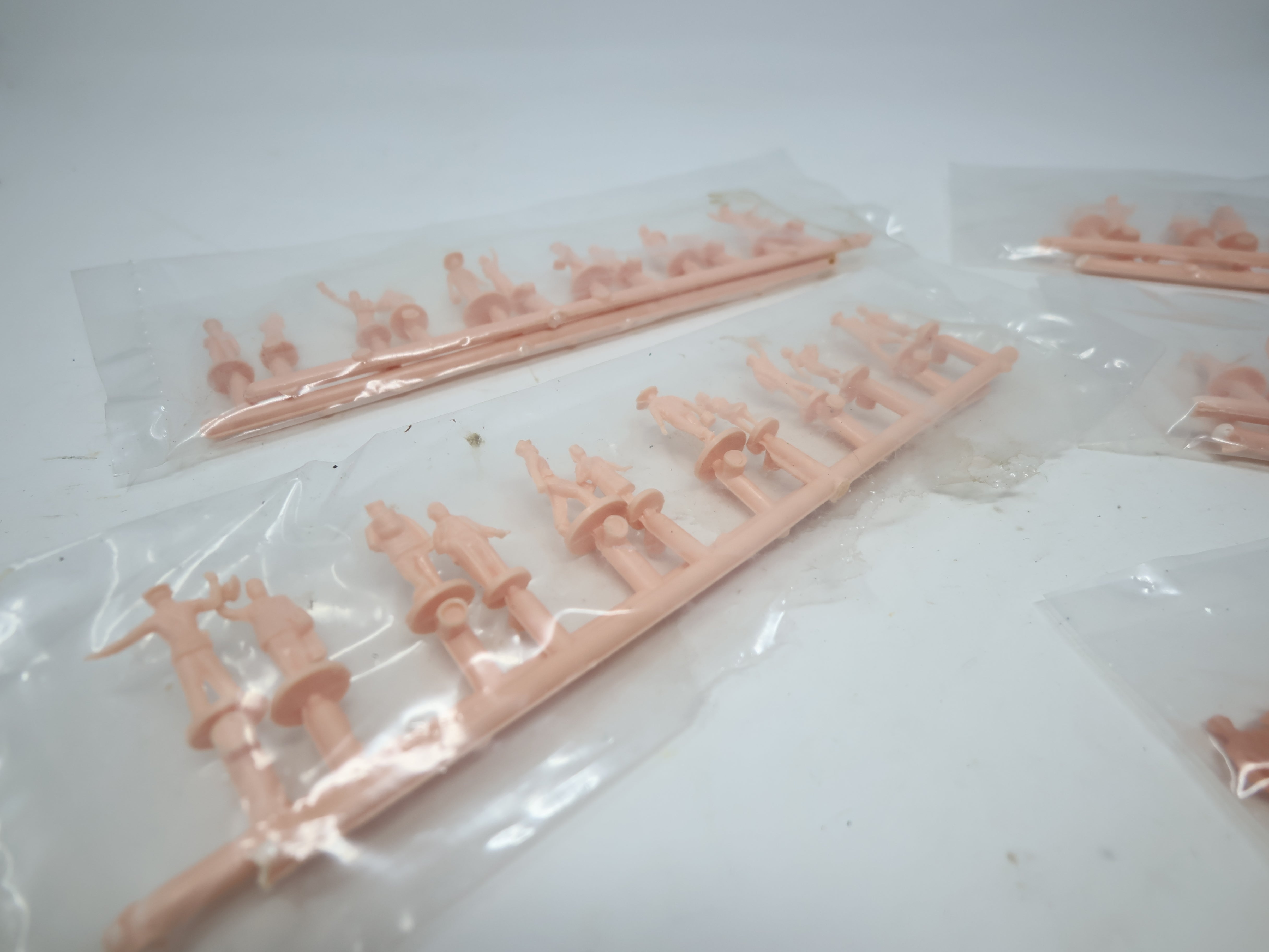 USED HO Scale, Lot of Unpainted People
