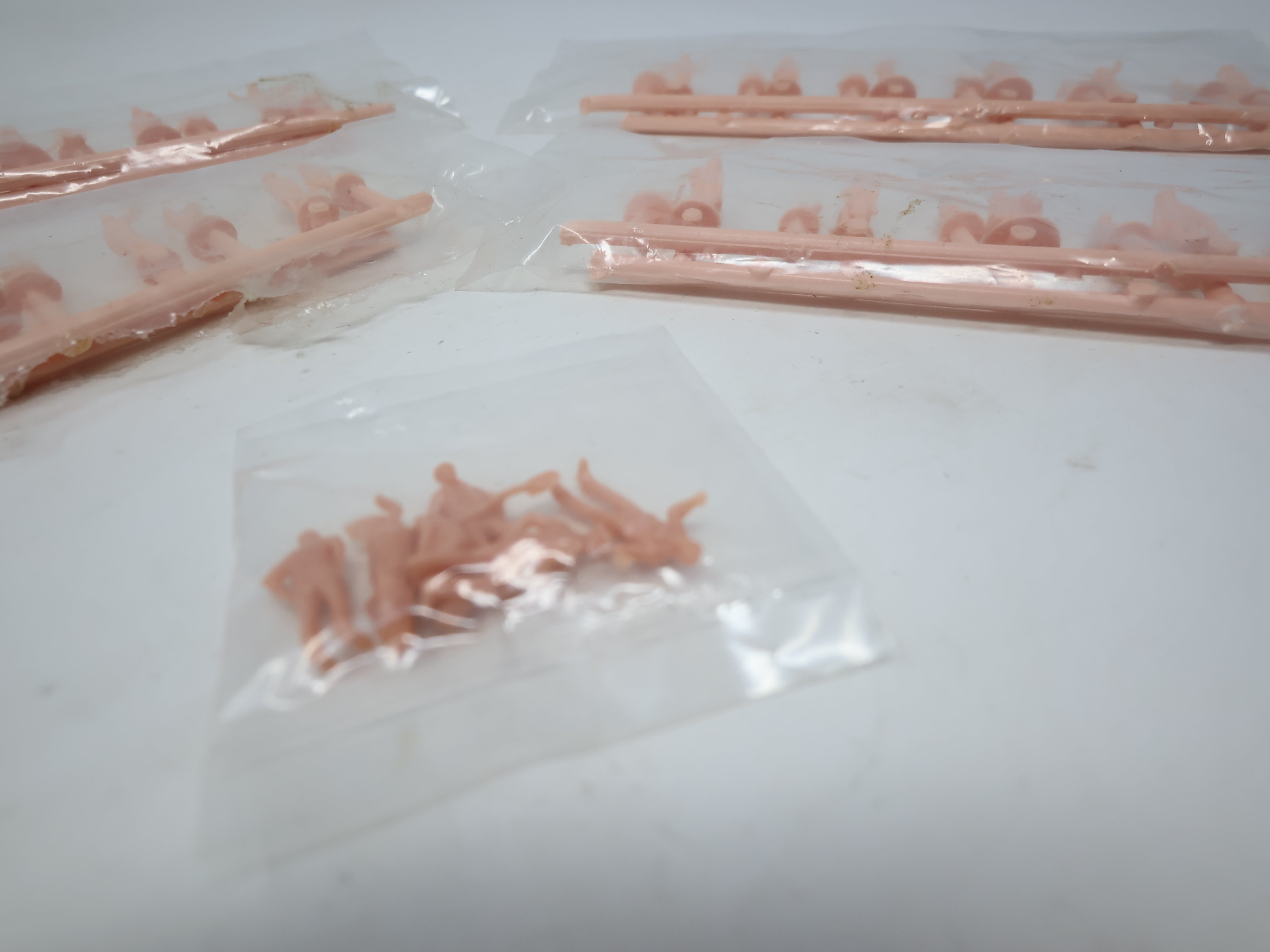 USED HO Scale, Lot of Unpainted People
