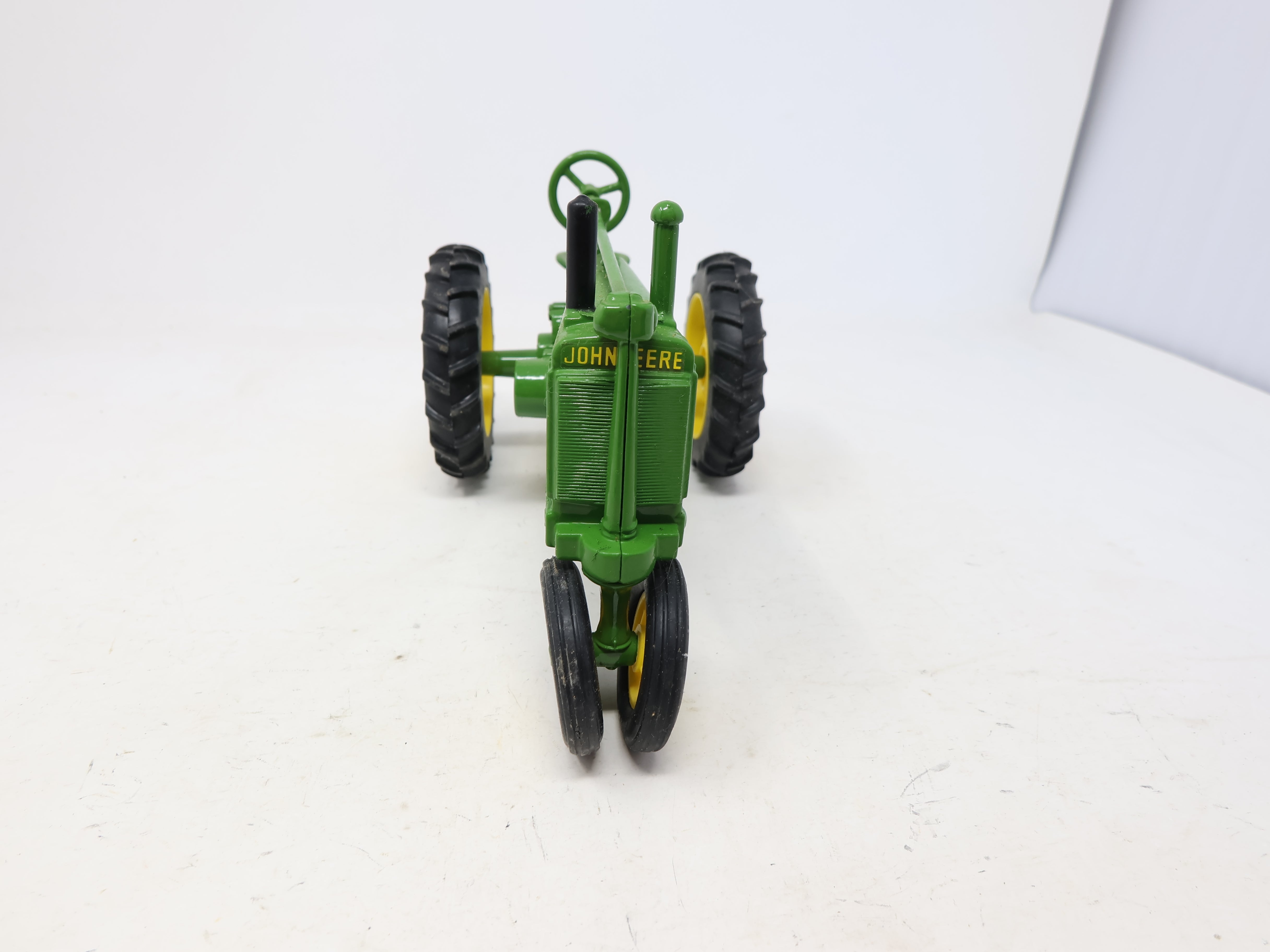 USED ERTL , 1:16 Scale Die-Cast John Deere 1934 Model A Tractor (Green)