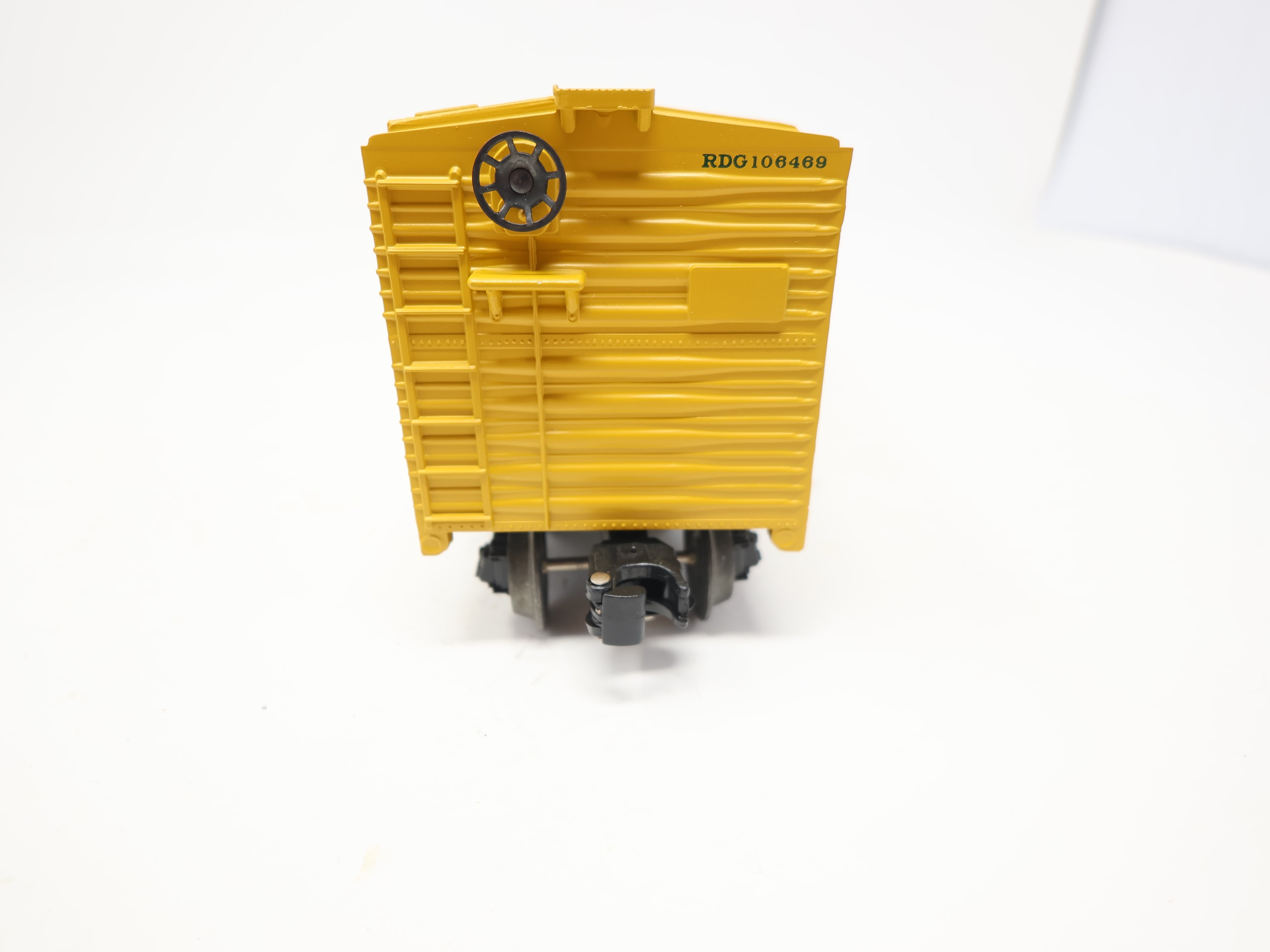 USED O, Box Car Yellow, Reading RDG #106469, Franks Roundhouse Custom Painted Car