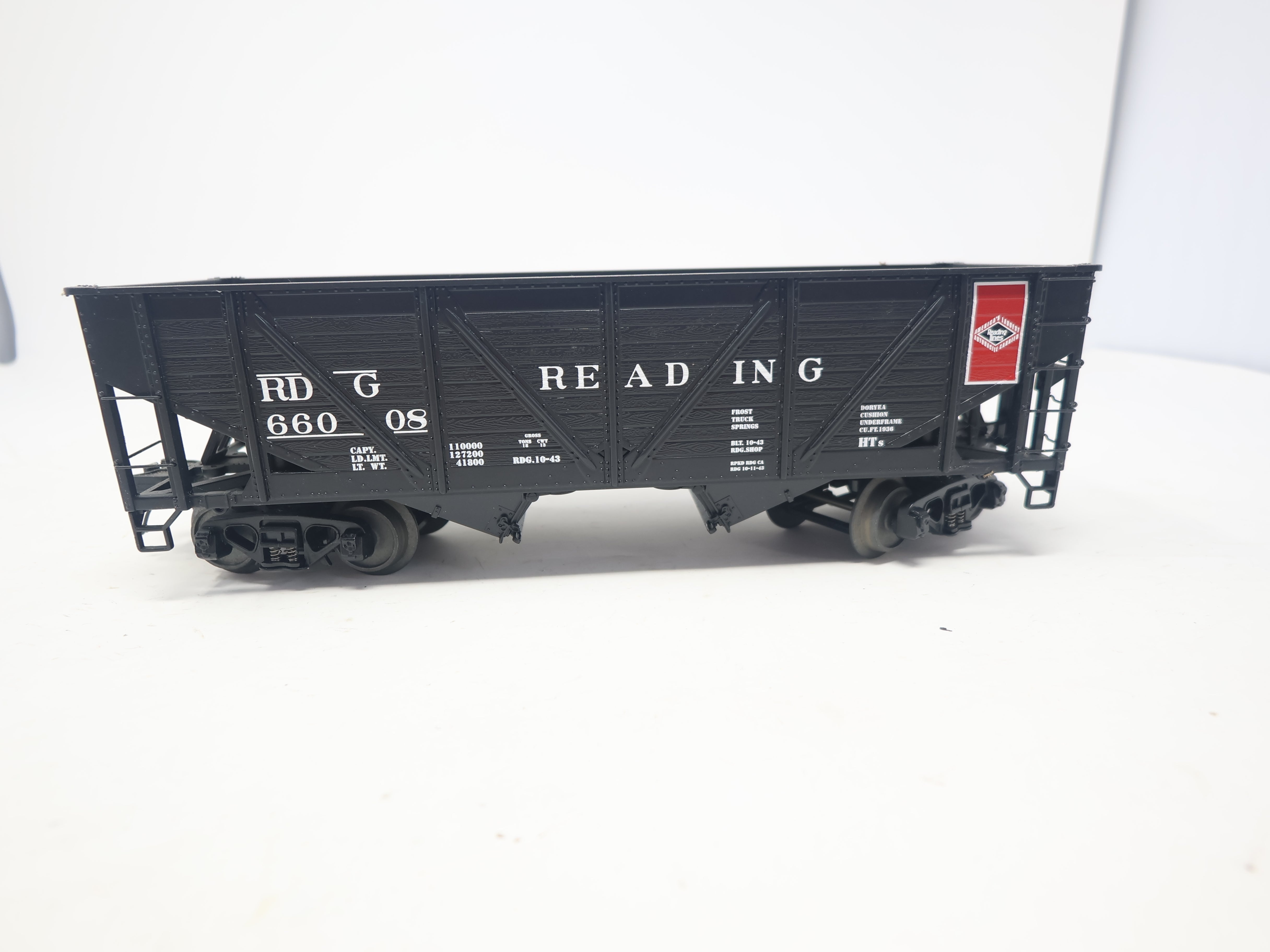 USED MTH Premier 20-90182 O, 34' AAR Composite Hopper, Reading RDG #66008