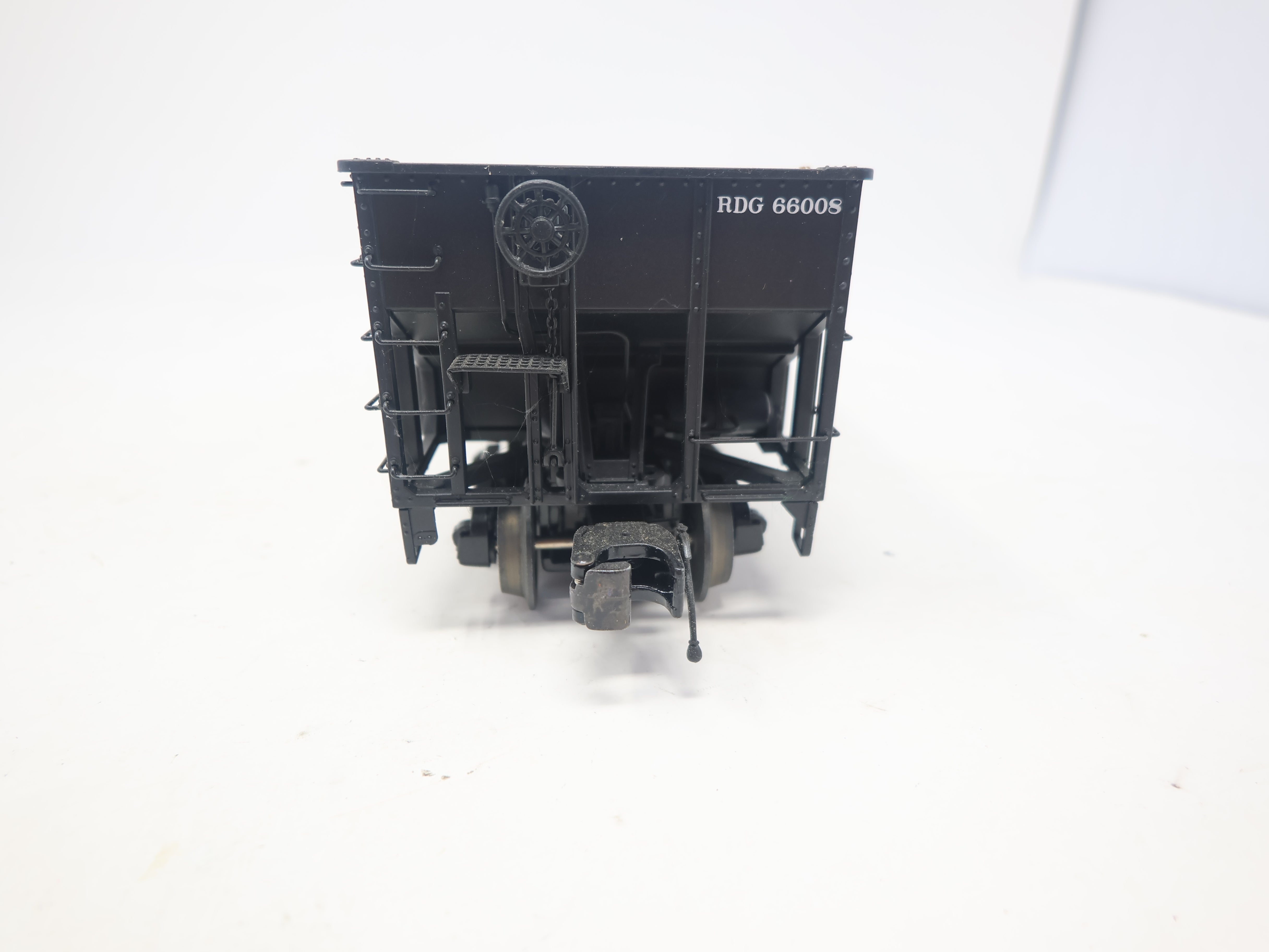 USED MTH Premier 20-90182 O, 34' AAR Composite Hopper, Reading RDG #66008