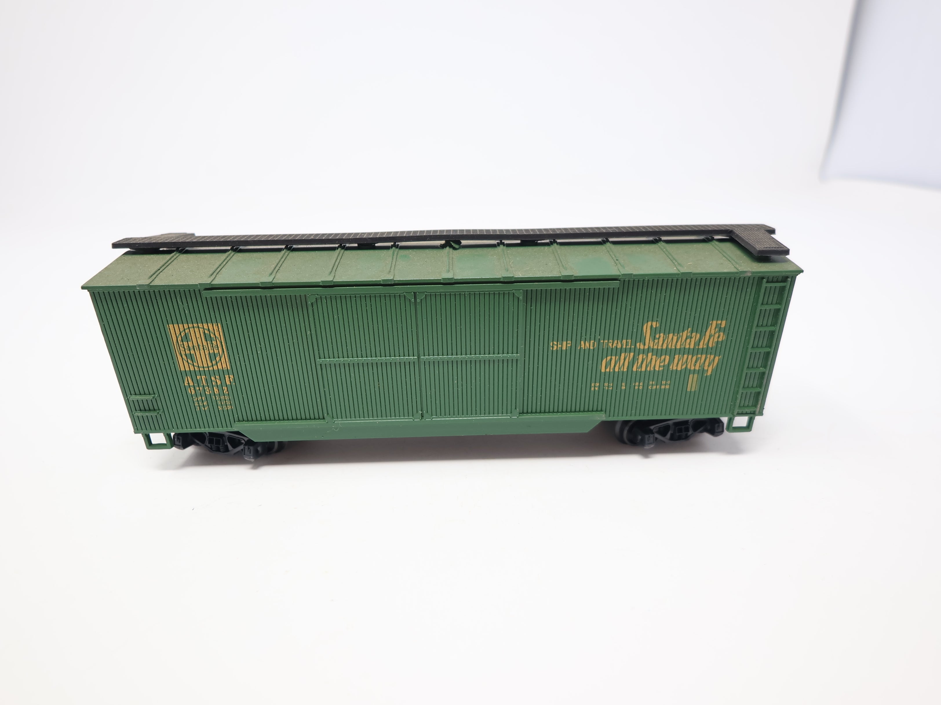 USED AHM HO Scale Wood Box Car Santa Fe ATSF #67382