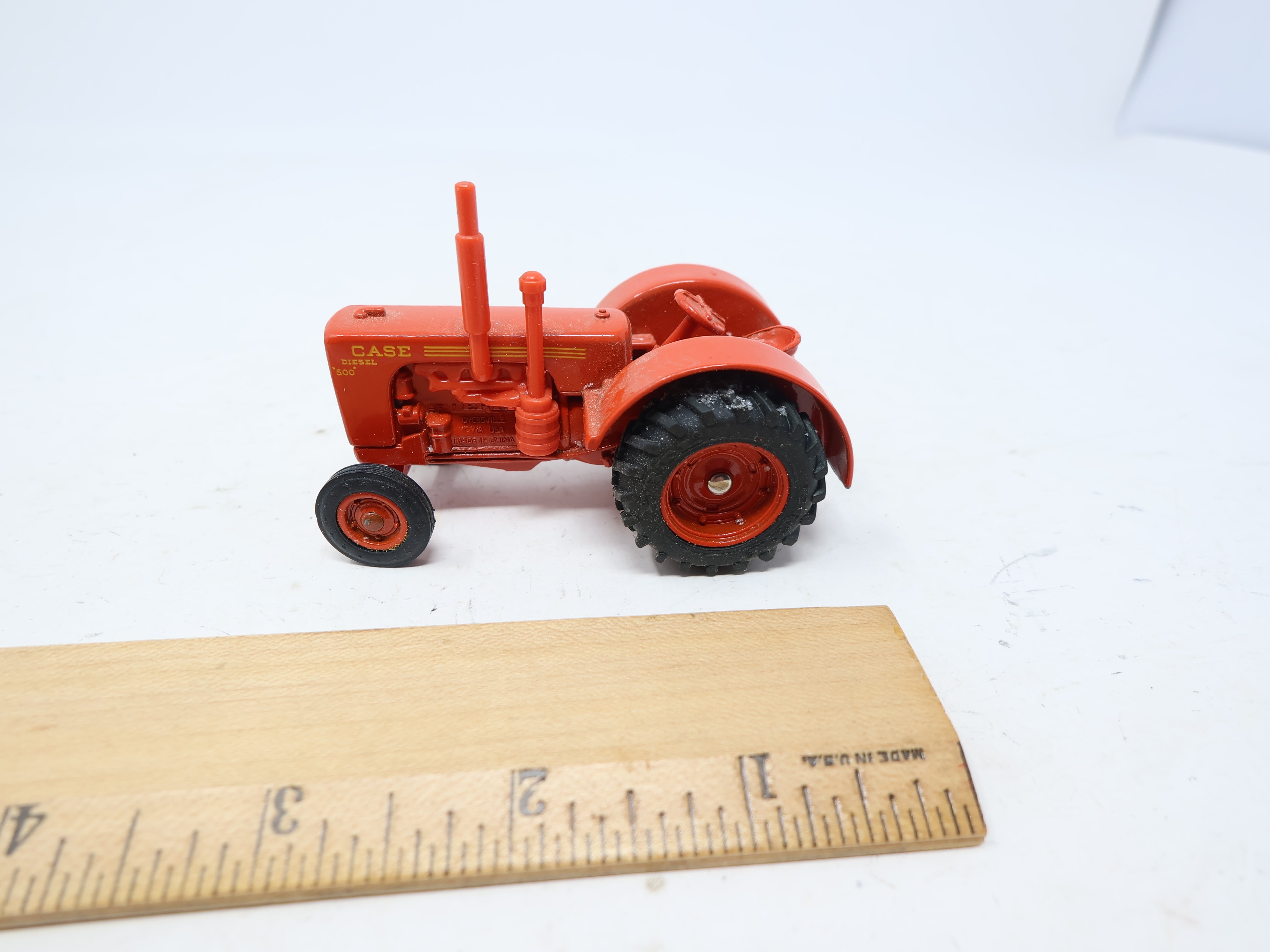 USED ERTL , 1:43 Scale Die-Cast Vintage Vehicles Case 500 Tractor