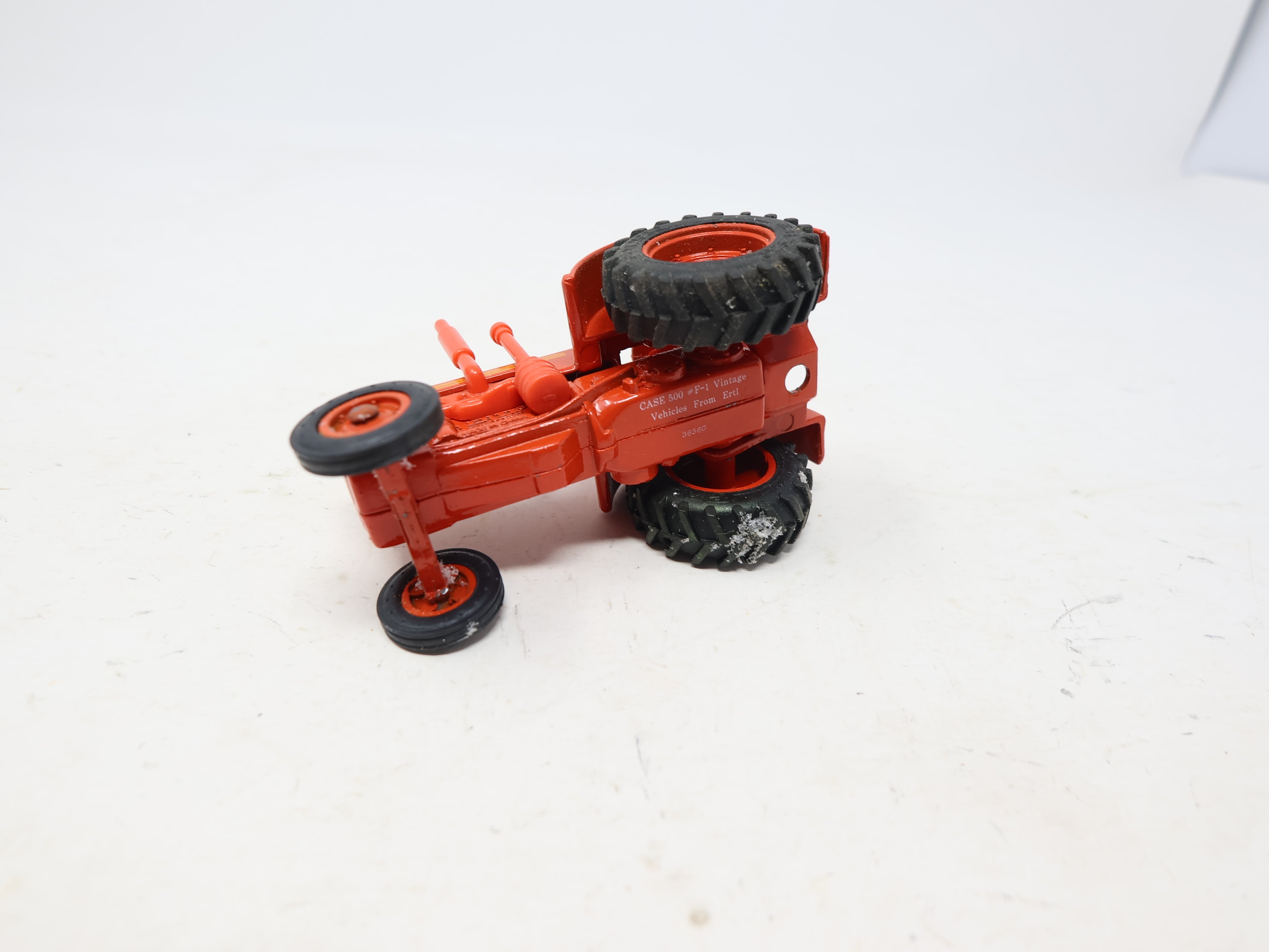 USED ERTL , 1:43 Scale Die-Cast Vintage Vehicles Case 500 Tractor