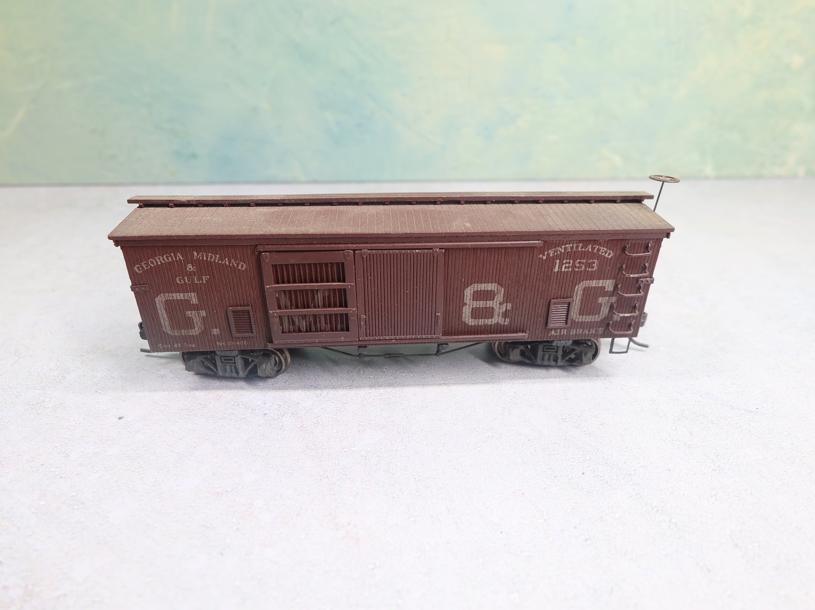 USED HO Scale Old Time Box Car GM&O #1253 Wood Built Kit Weathered