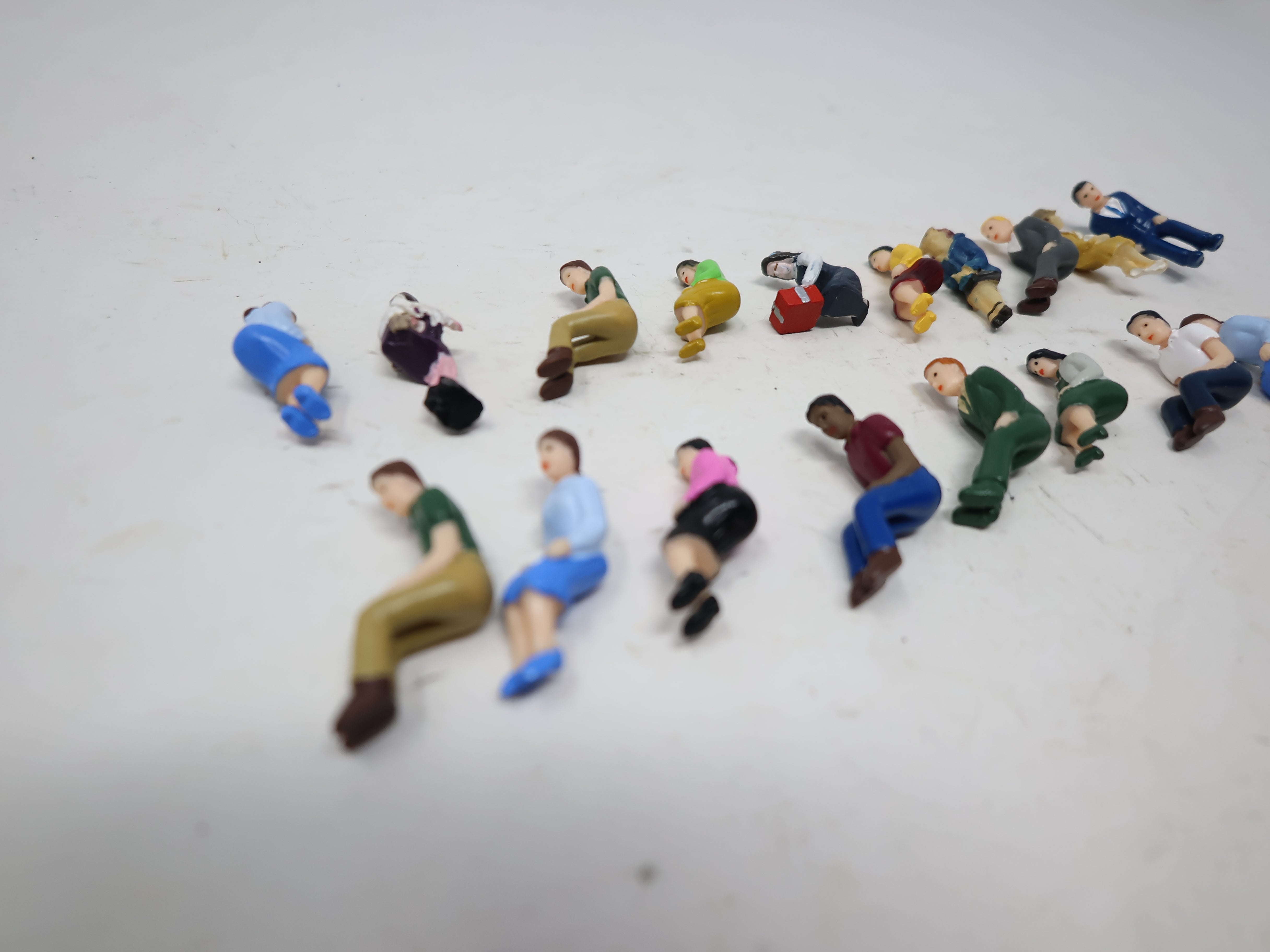 USED O, 20 Mixed Seated Passengers (Lot 3)