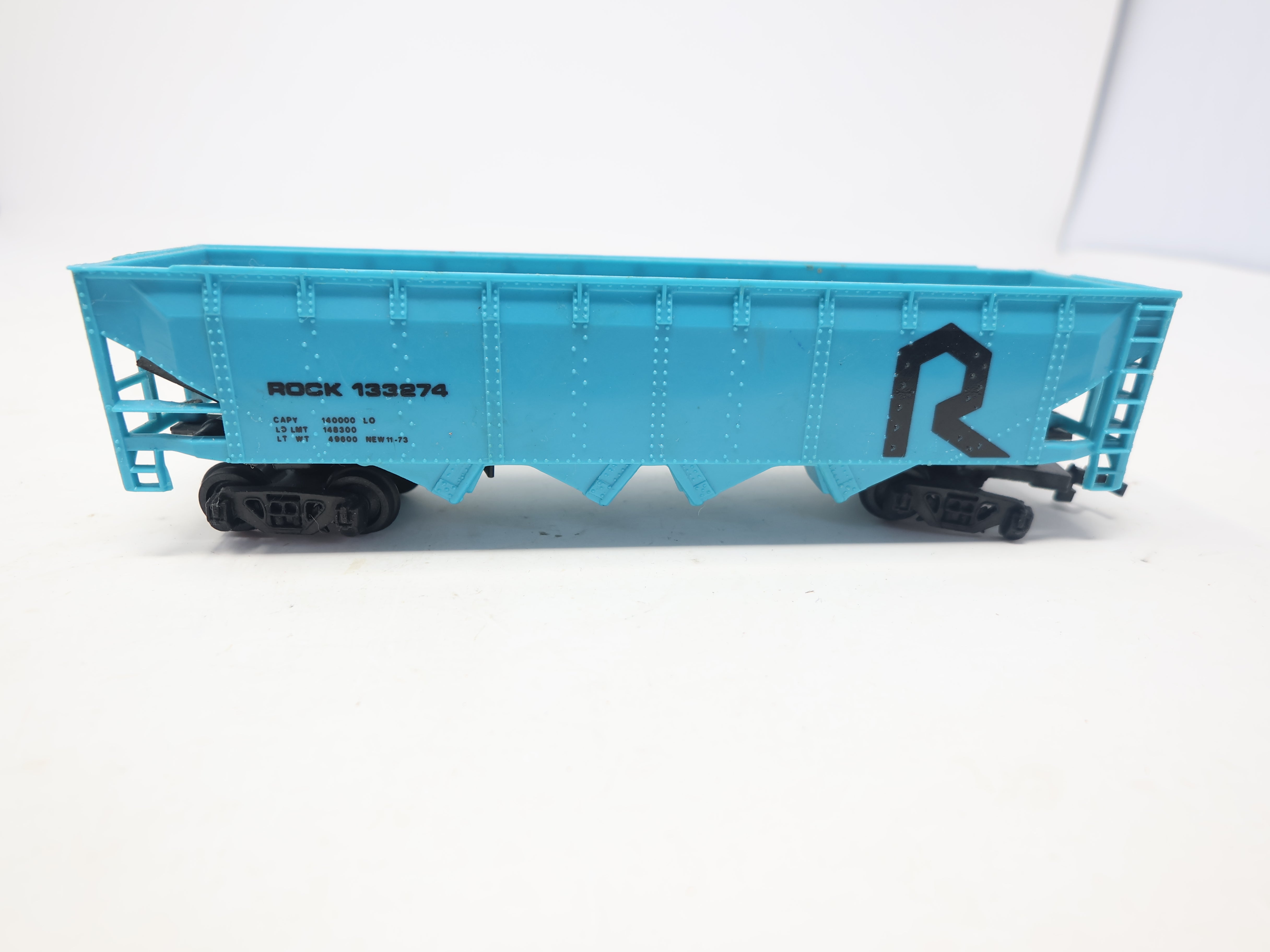 USED Bachmann HO Scale, Four Bay Hopper, Rock Island #133274