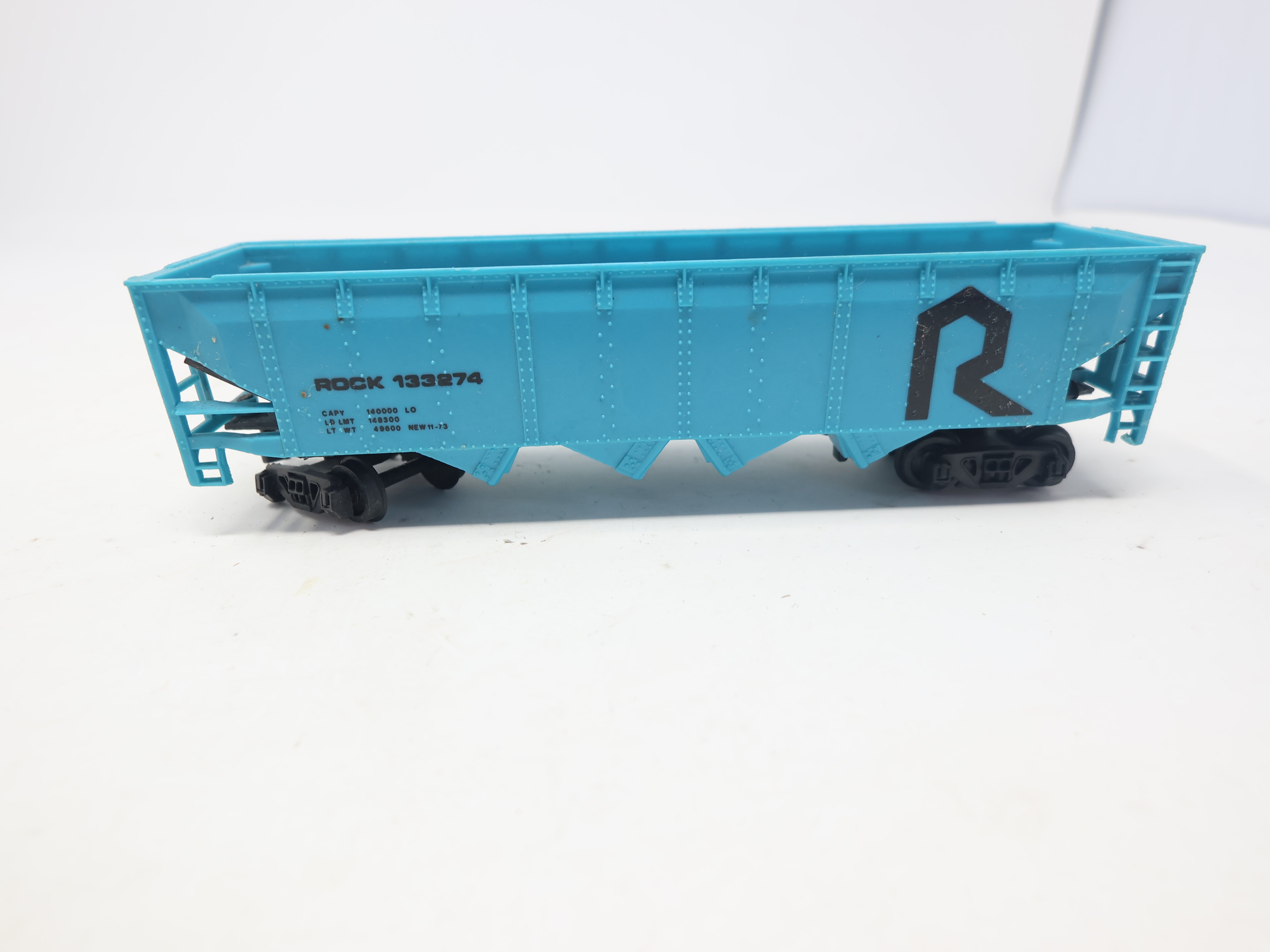 USED Bachmann HO Scale, Four Bay Hopper, Rock Island #133274