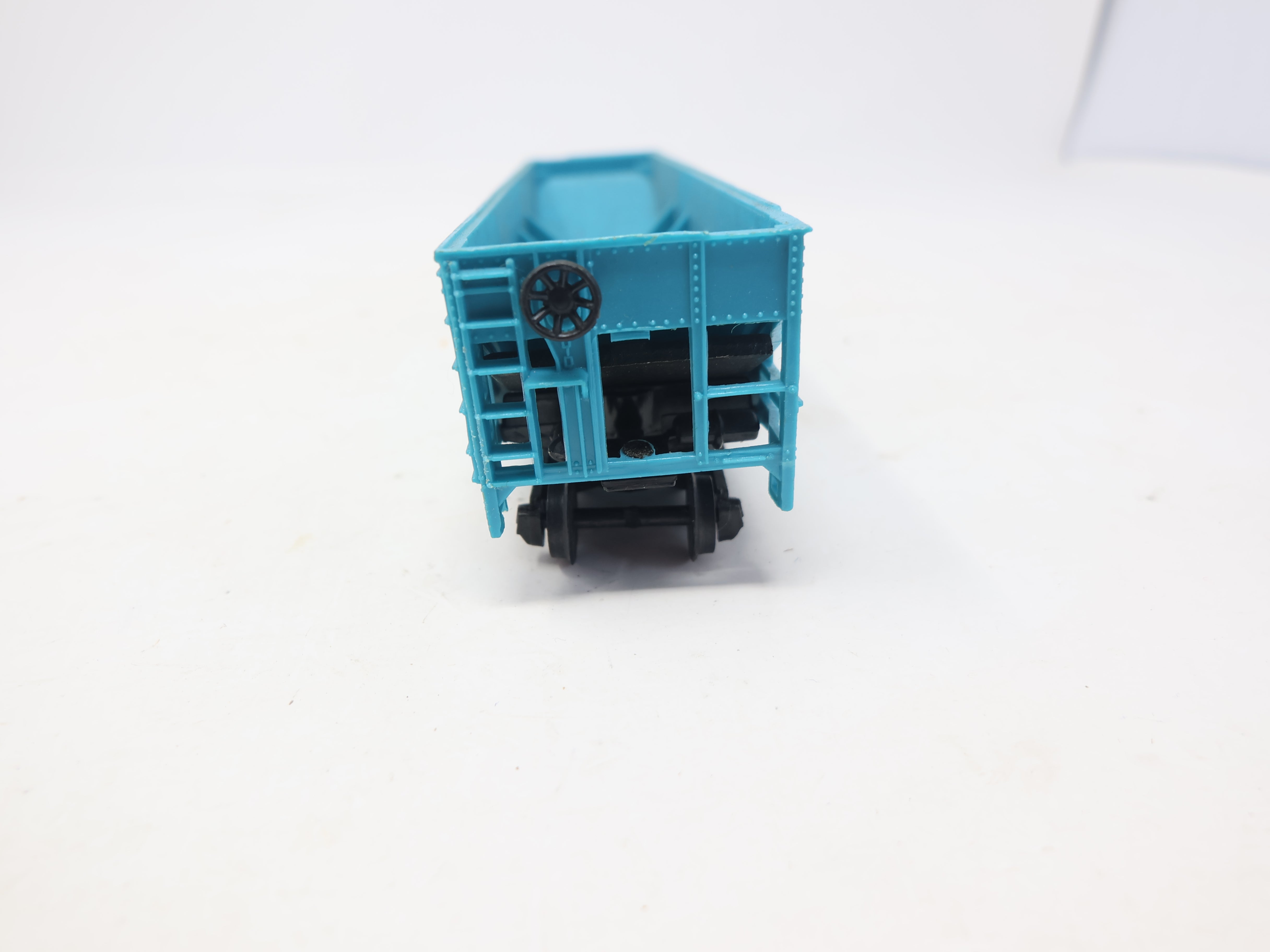 USED Bachmann HO Scale, Four Bay Hopper, Rock Island #133274