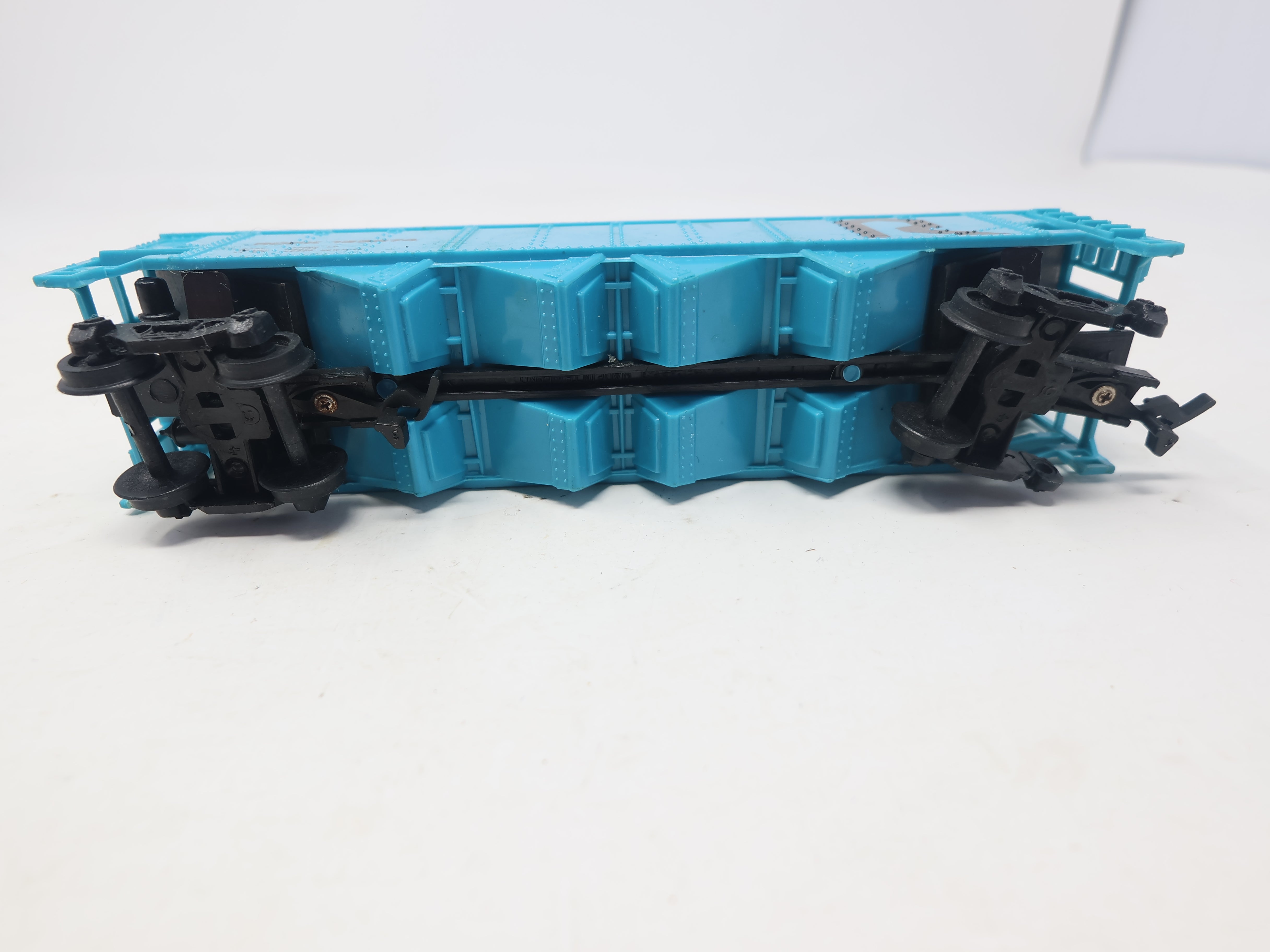 USED Bachmann HO Scale, Four Bay Hopper, Rock Island #133274
