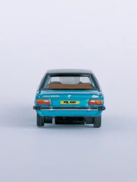 Oxford Diecast NFC5002 N Scale Ford Cortina Mk5 Cosmos Blue Model Car