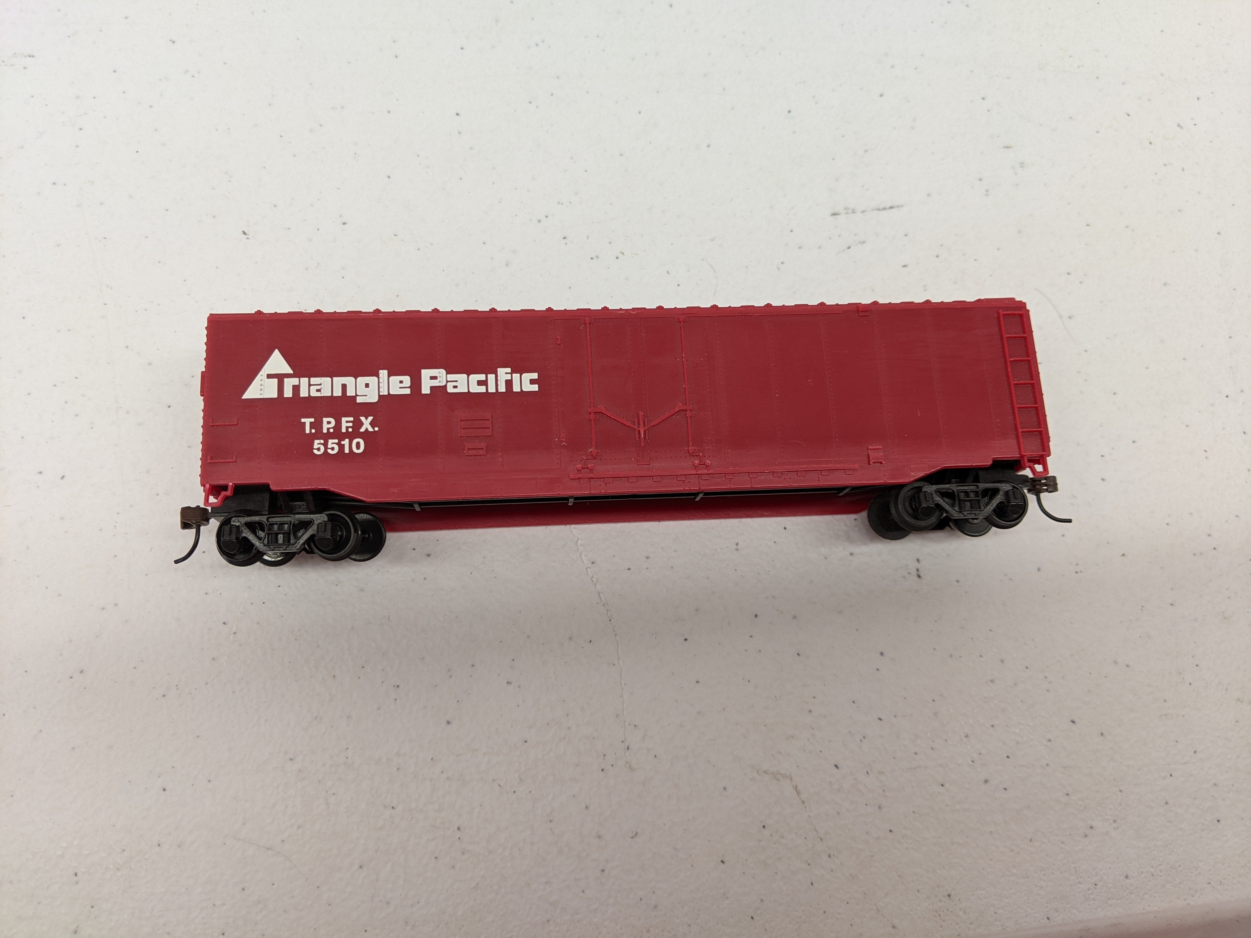 USED Bachmann HO Scale, 50' Box Car, Triangle Pacific TPFX #5510, (Gearboxes)