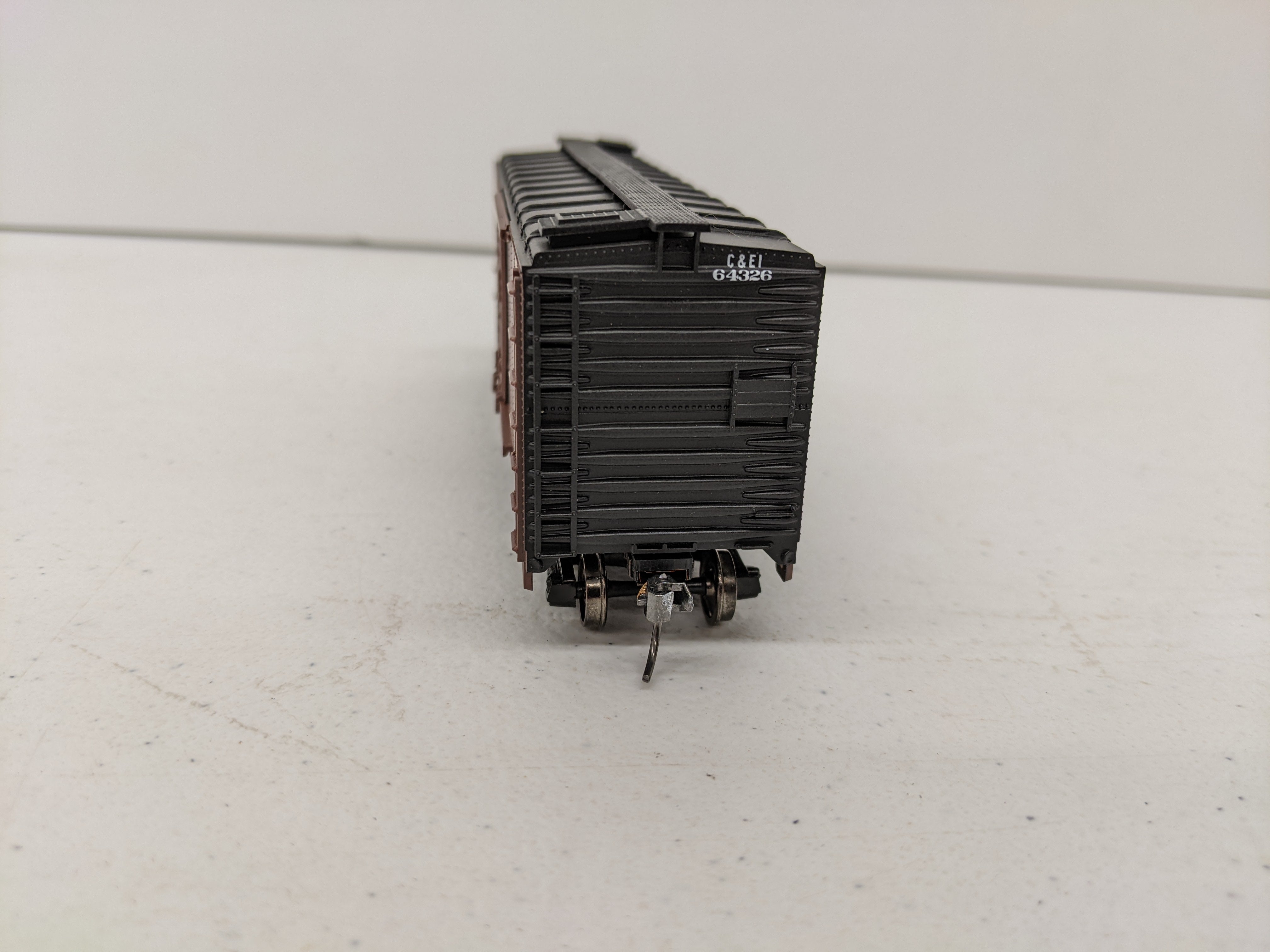 USED Athearn HO Scale, 40' Box Car, Chicago and Eastern Illinois C&EI #64326, Metal Wheels