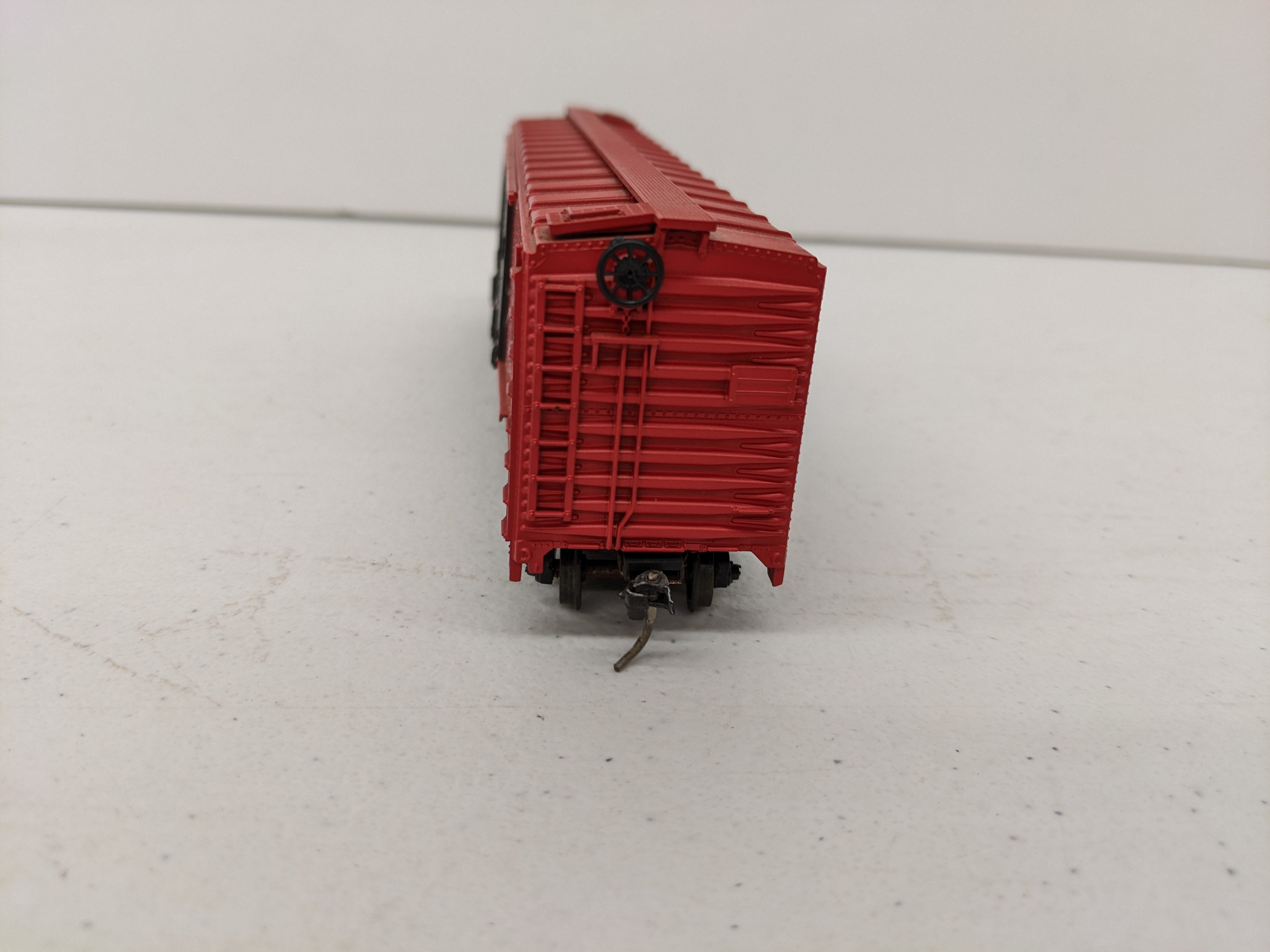 USED Athearn HO Scale, 50' Double Door Box Car, Great Northern GN #3525