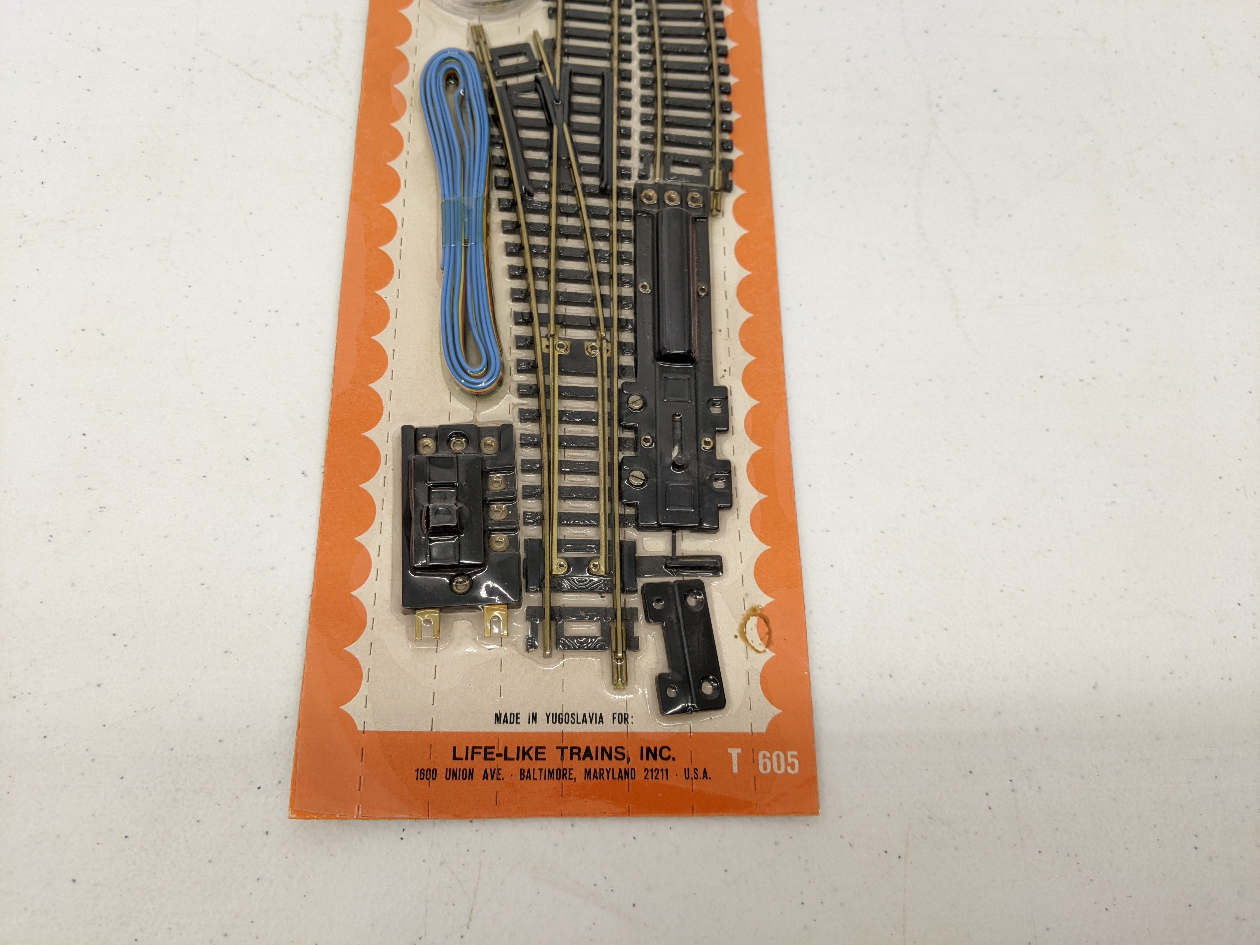 USED Life-Like HO Scale, Sealed Remote Control Left Hand Switch