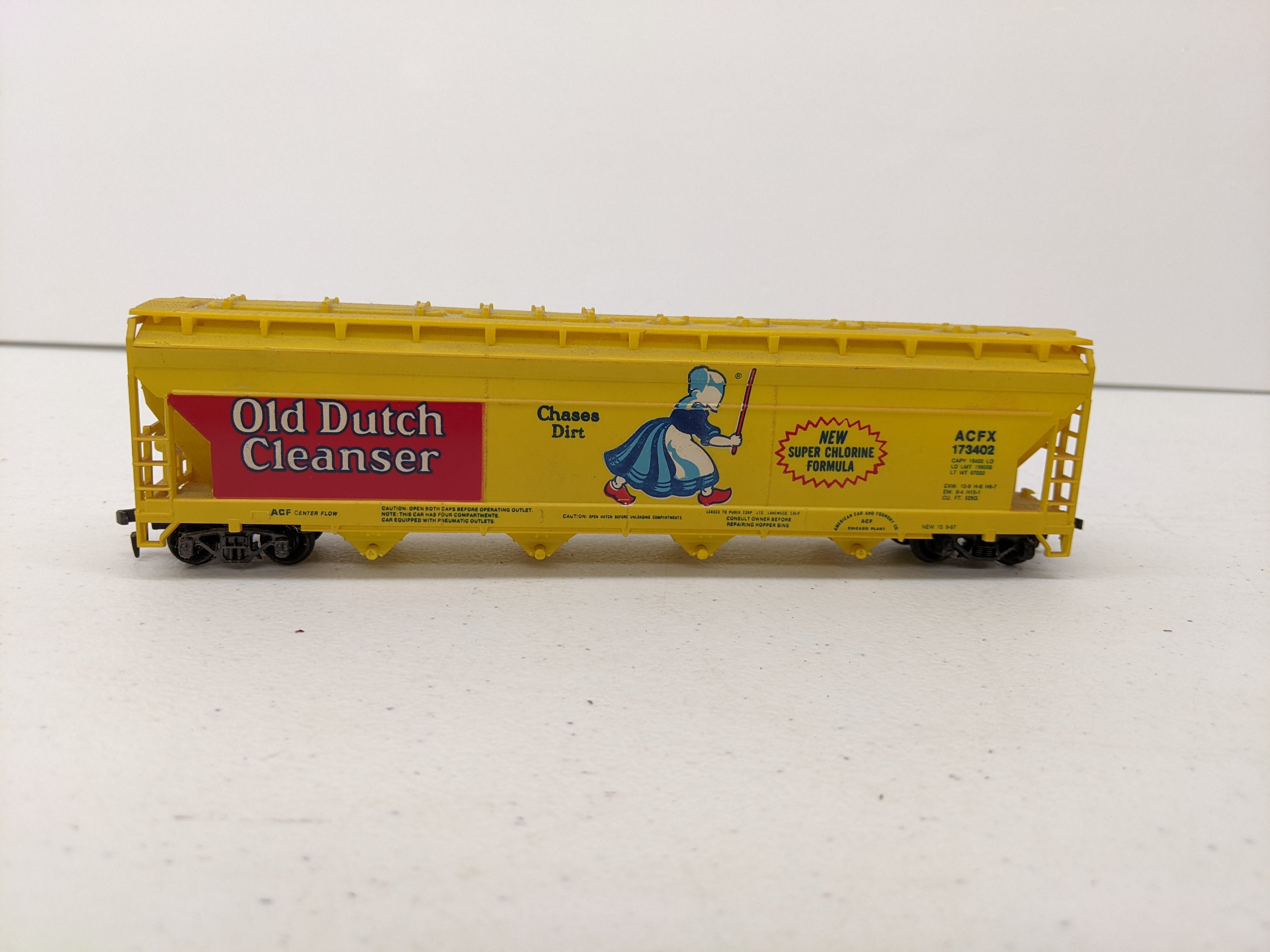 USED Tyco HO Scale, ACF Center Flow Hopper Car, Old Dutch Cleanser ACFX #173402