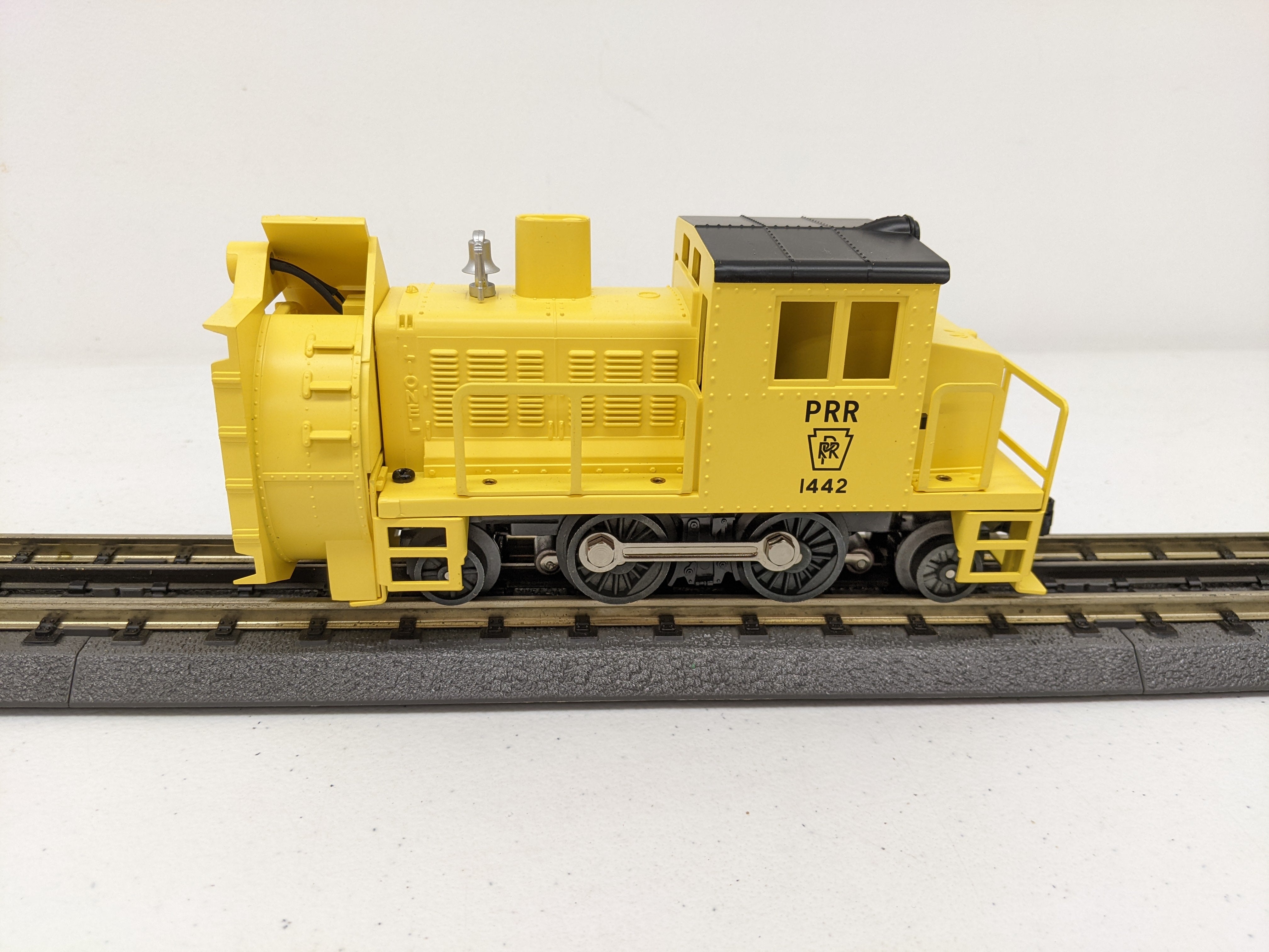 USED Lionel 6-81442 O Scale, Rotary Plow, Pennsylvania PRR #1442 (TMCC)