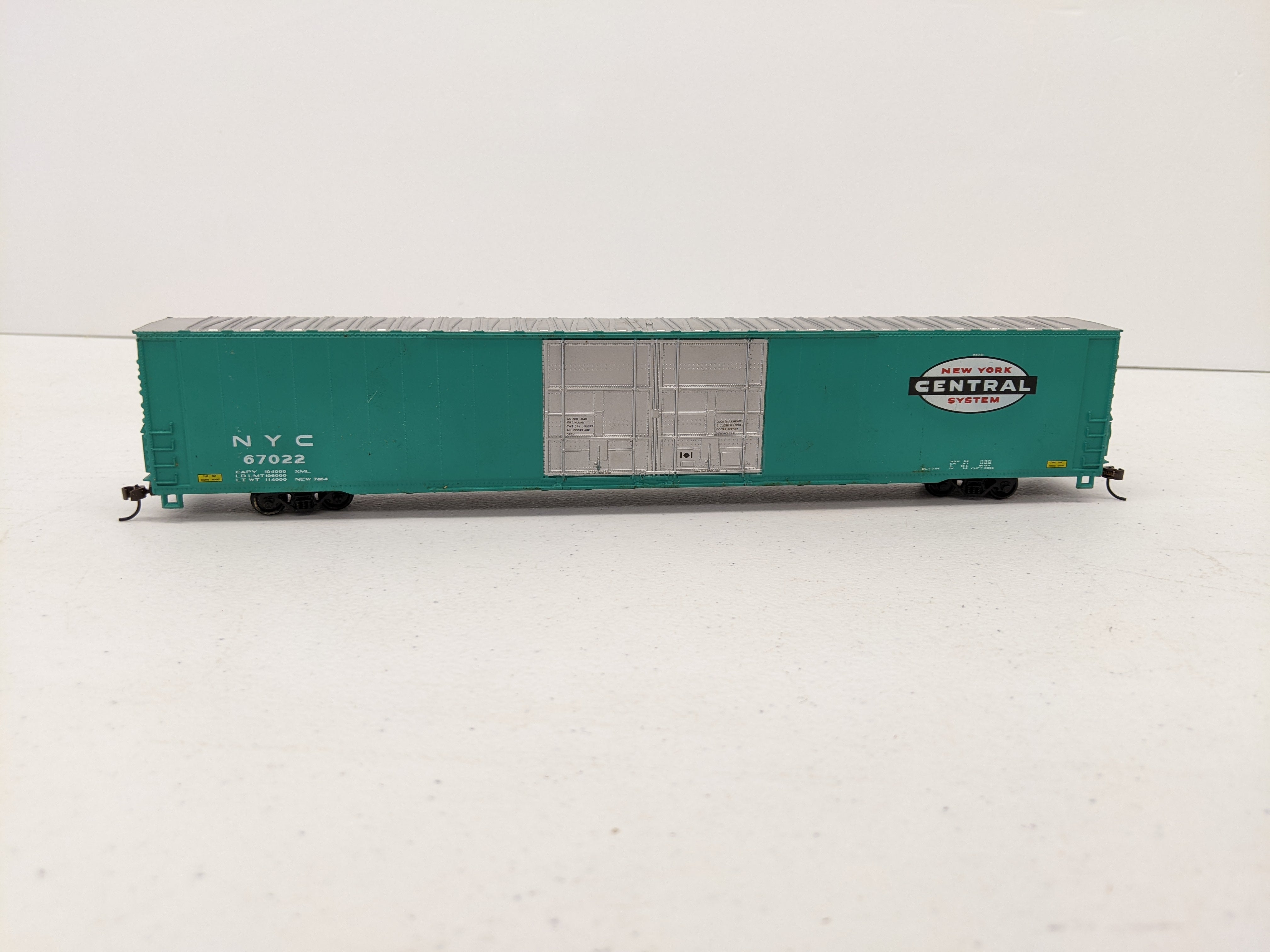 USED Athearn HO Scale, 86' High Cube Box Car, New York Central NYC #67022