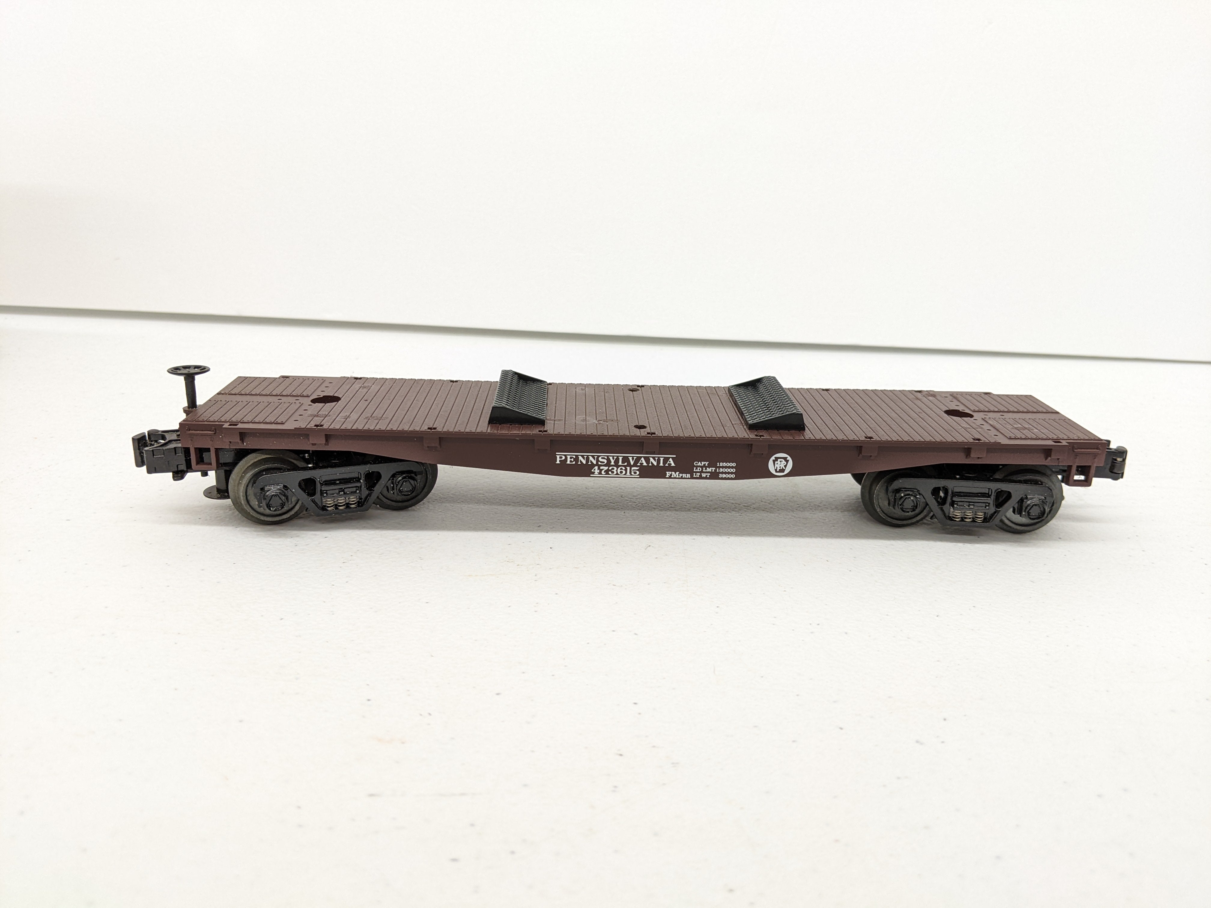 USED MTH Rail King 33-7605 O Scale, Flat Car, Pennsylvania #473615, Rugged Rails