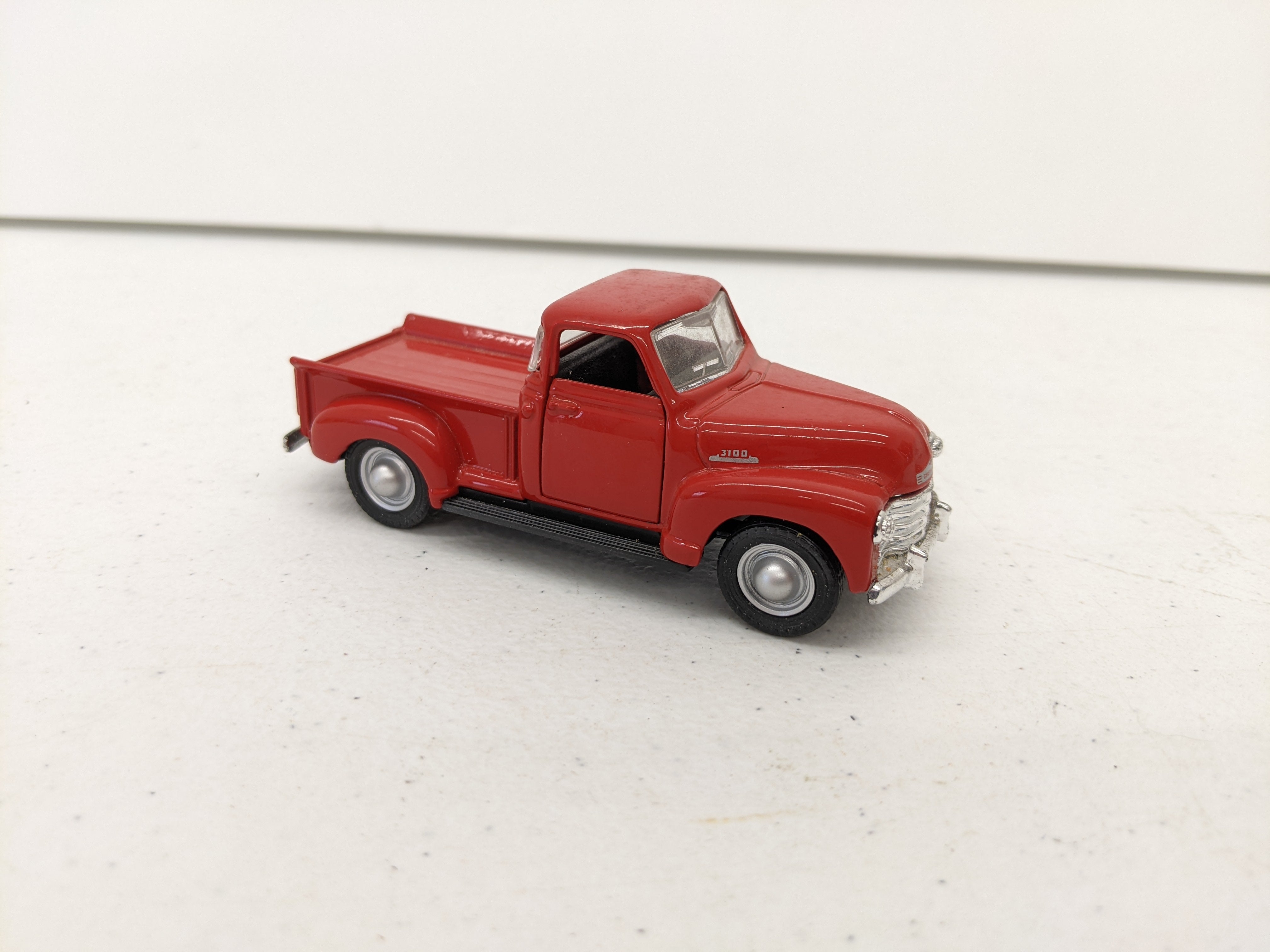 USED Maisto O Scale, Maisto 1948 Ford F-1 Pickup Truck, Red, 1/36 Scale