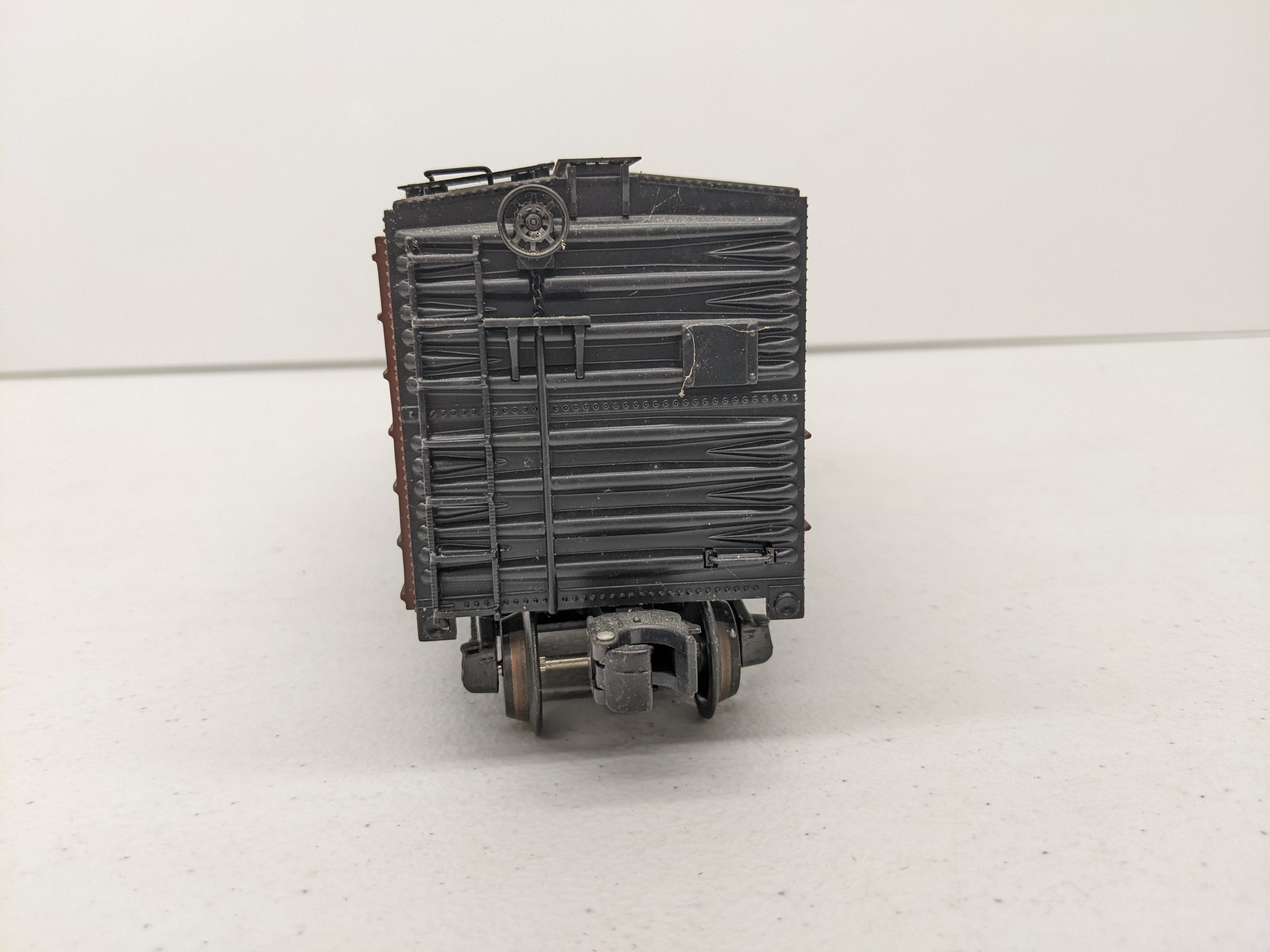 USED K-LINE K761-1897 O Scale, Merchandise Service Box Car, Pennsylvania #37013