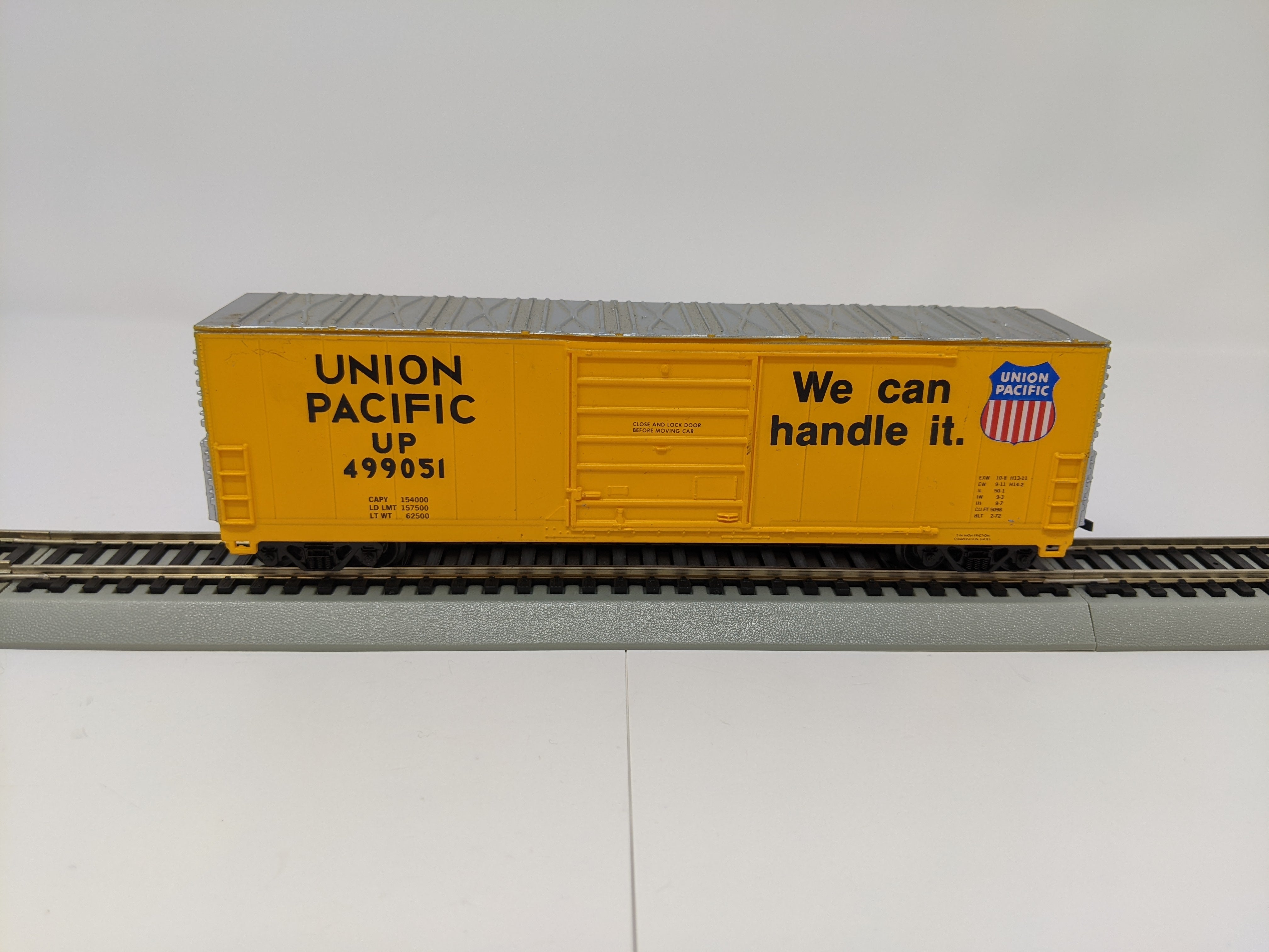 USED Life-Like HO Scale, 50' Box Car, Union Pacific UP #499051