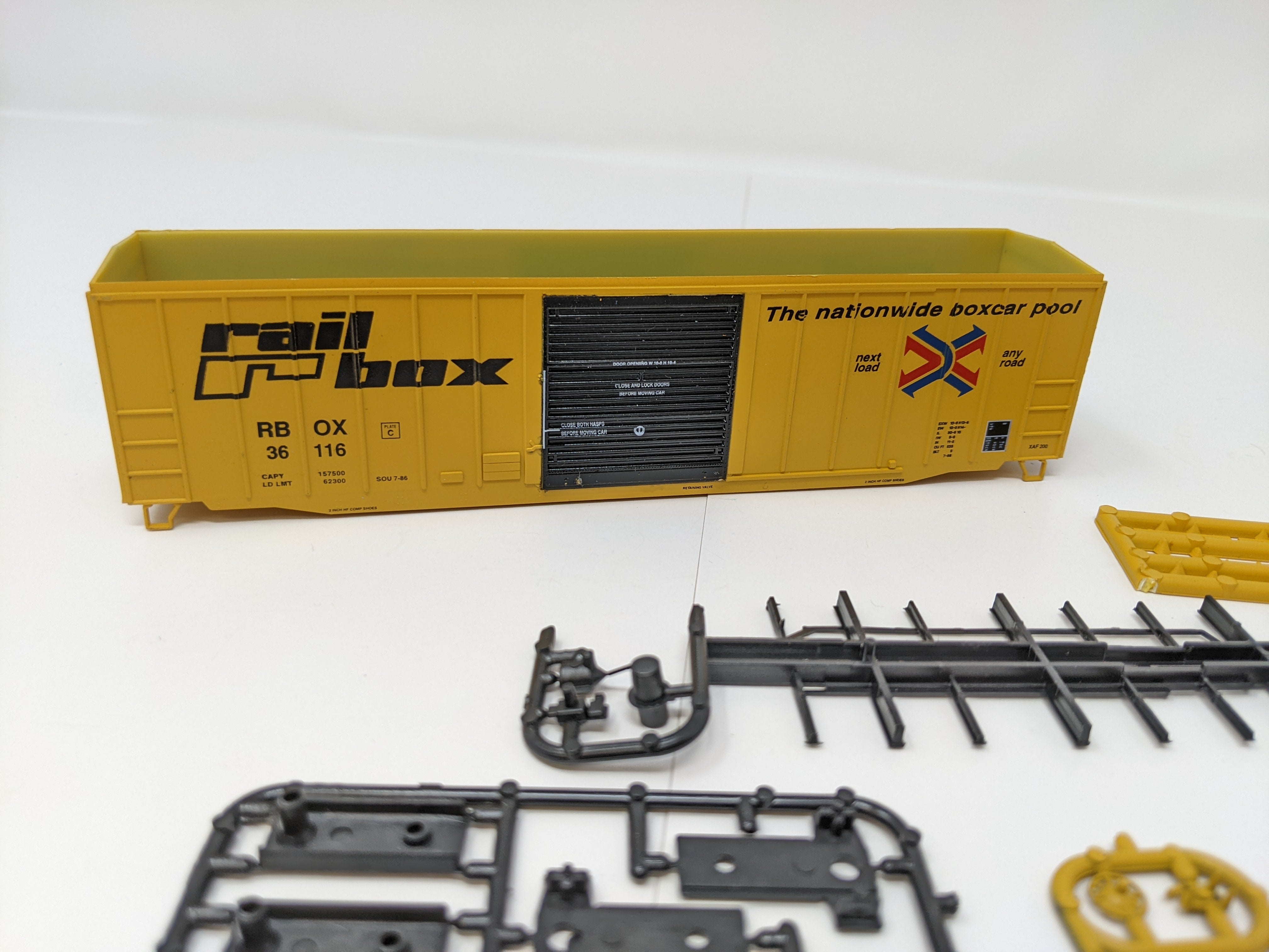 USED LBF Company HO Scale, 50' Box Car, Railbox (TTX Corporation) RBOX #36116, Kit
