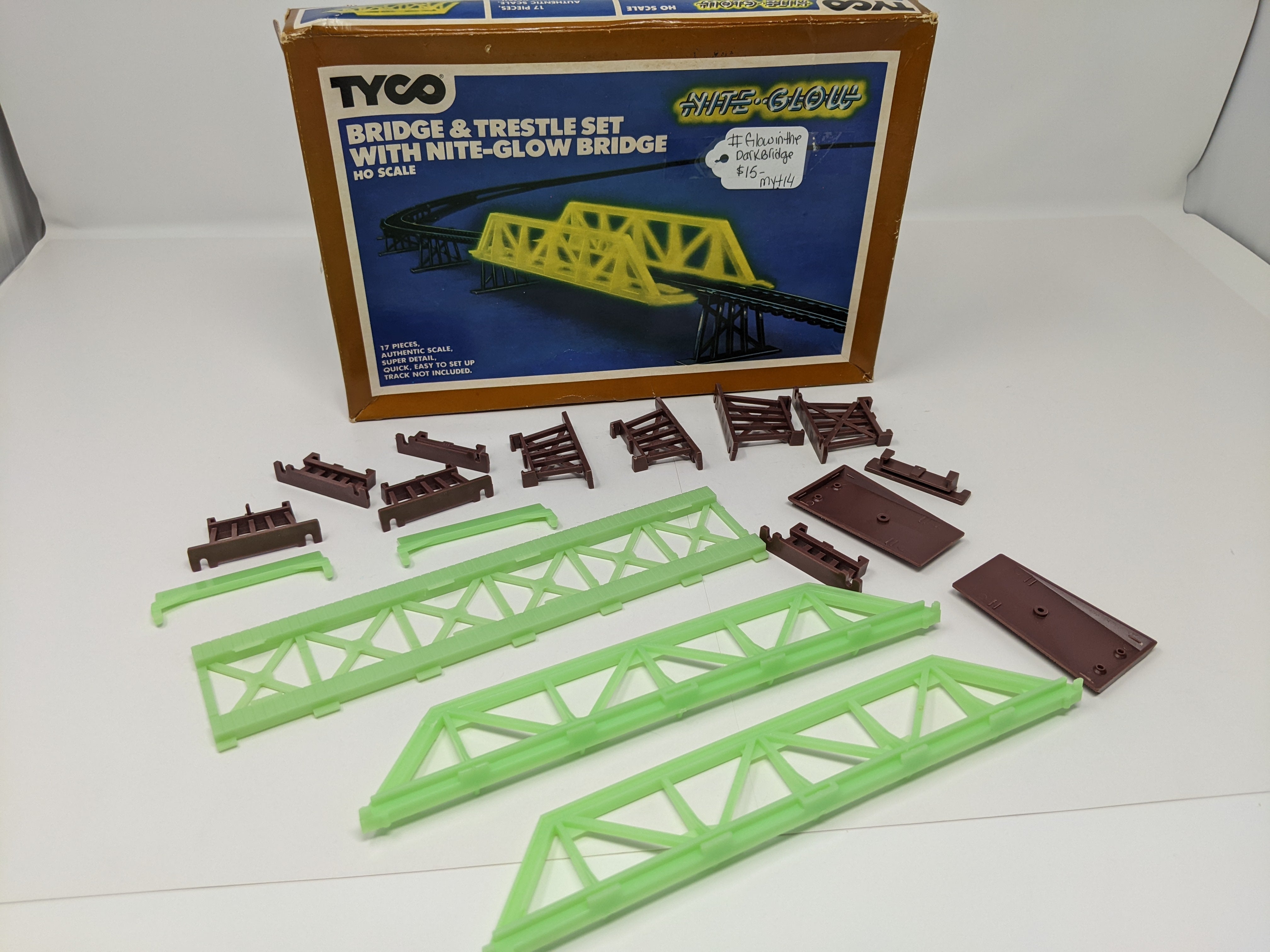 USED Tyco 866 HO Scale, Nite Glow Bridge & Trestle Set, Kit