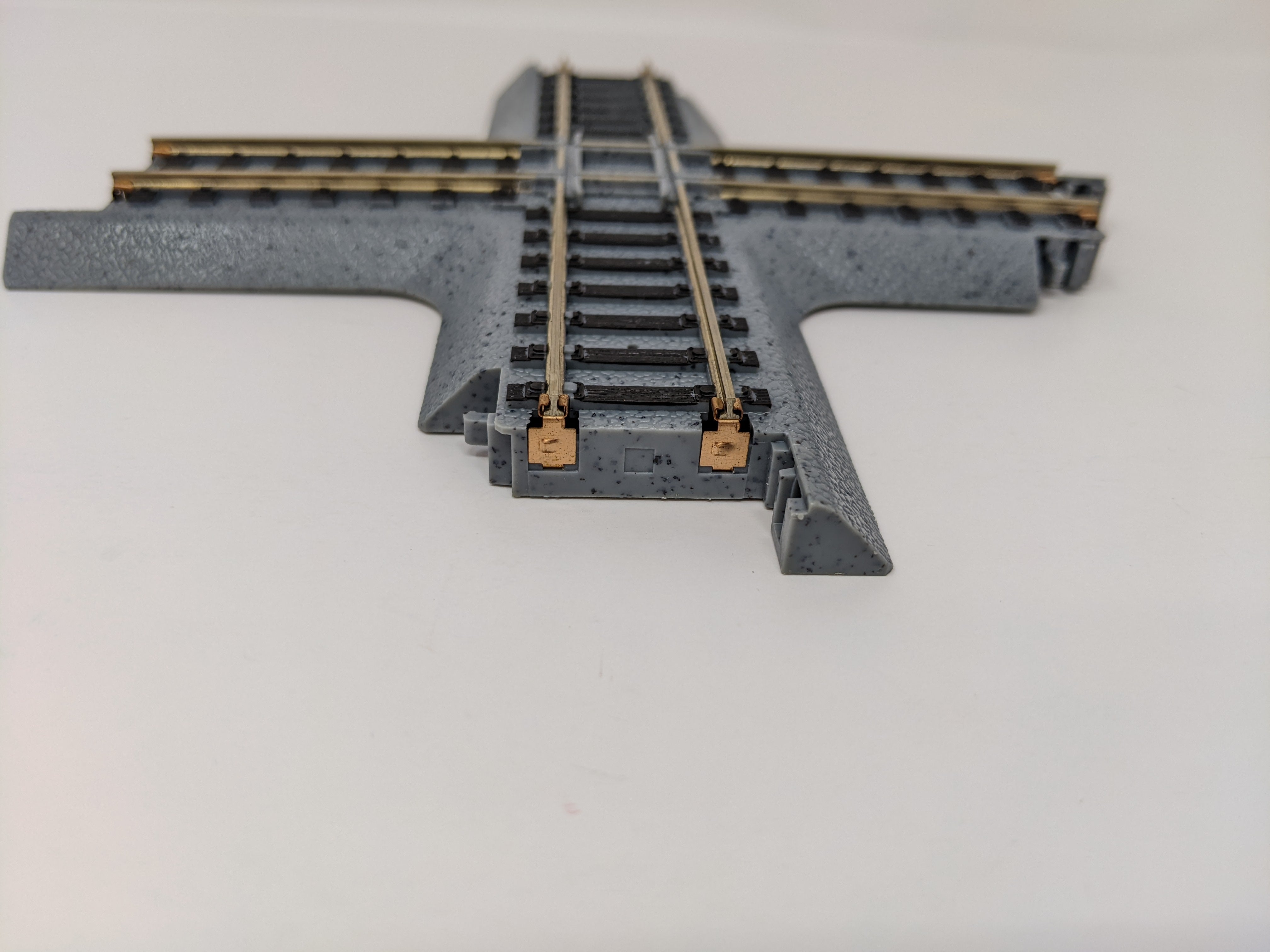 USED Walthers HO Scale, 90 Degree Crossover Track, Life-Like Power-Loc