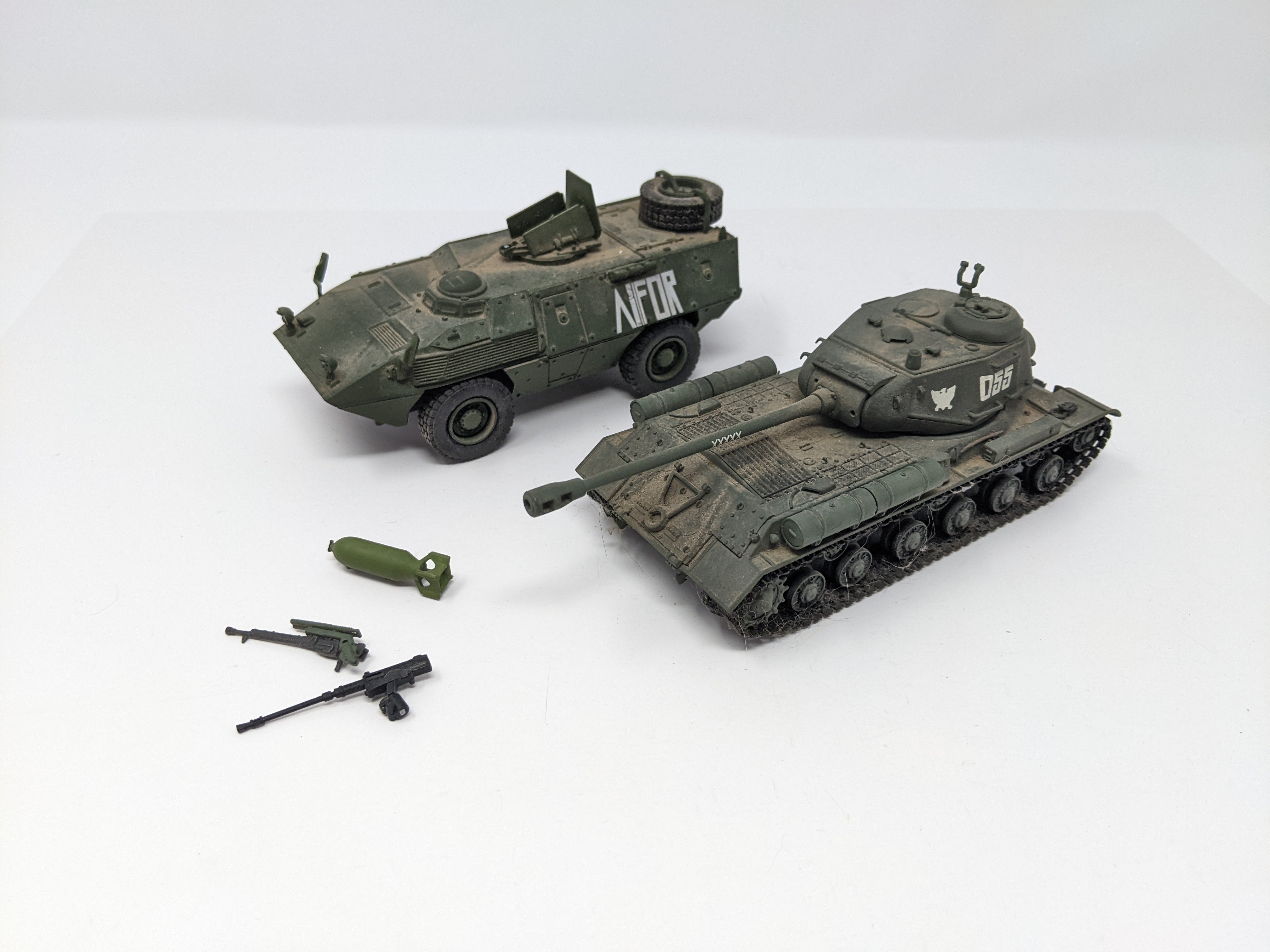 USED , Lot of 2 Army Tanks (Criel Model & Unbranded)