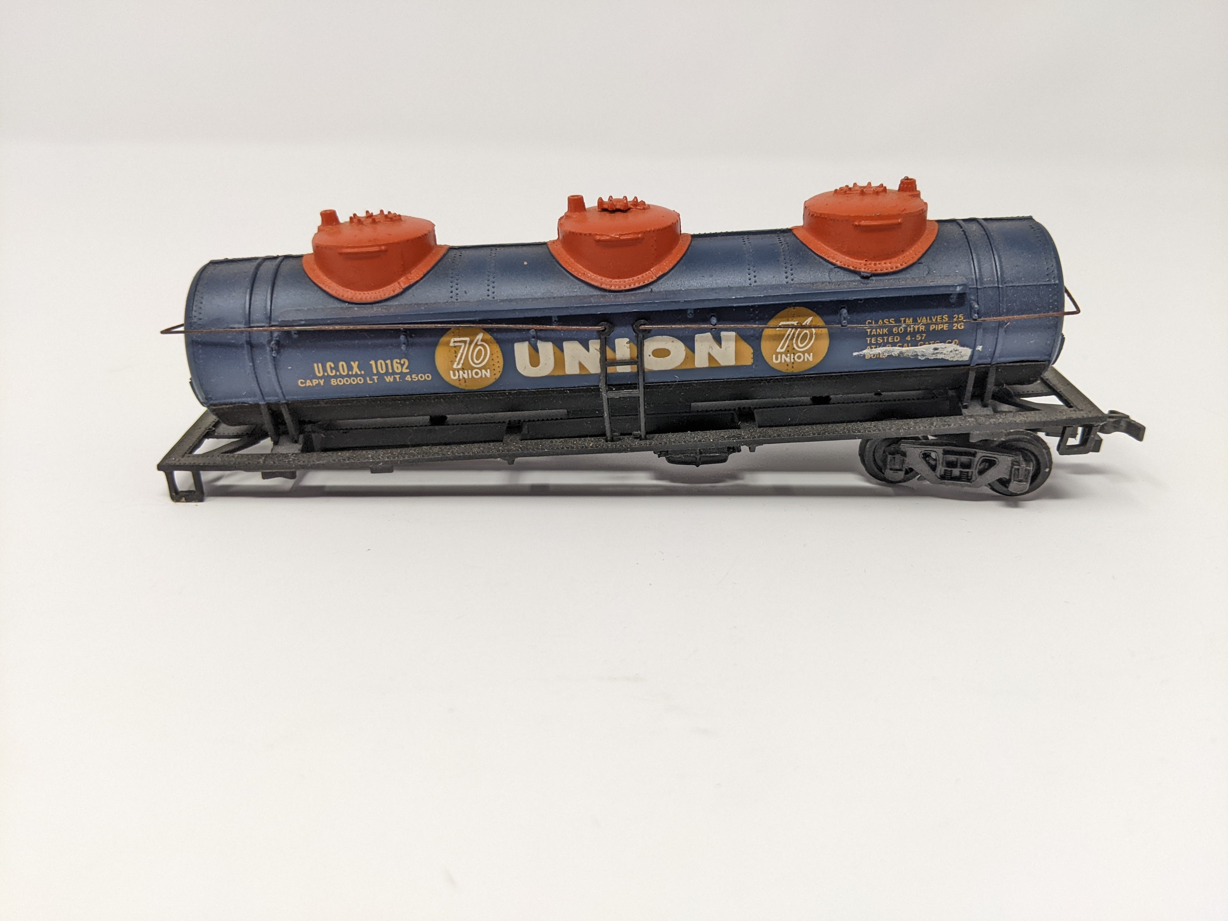 USED Bachmann HO Scale, Tank Car, Union 76 UCOX #10162