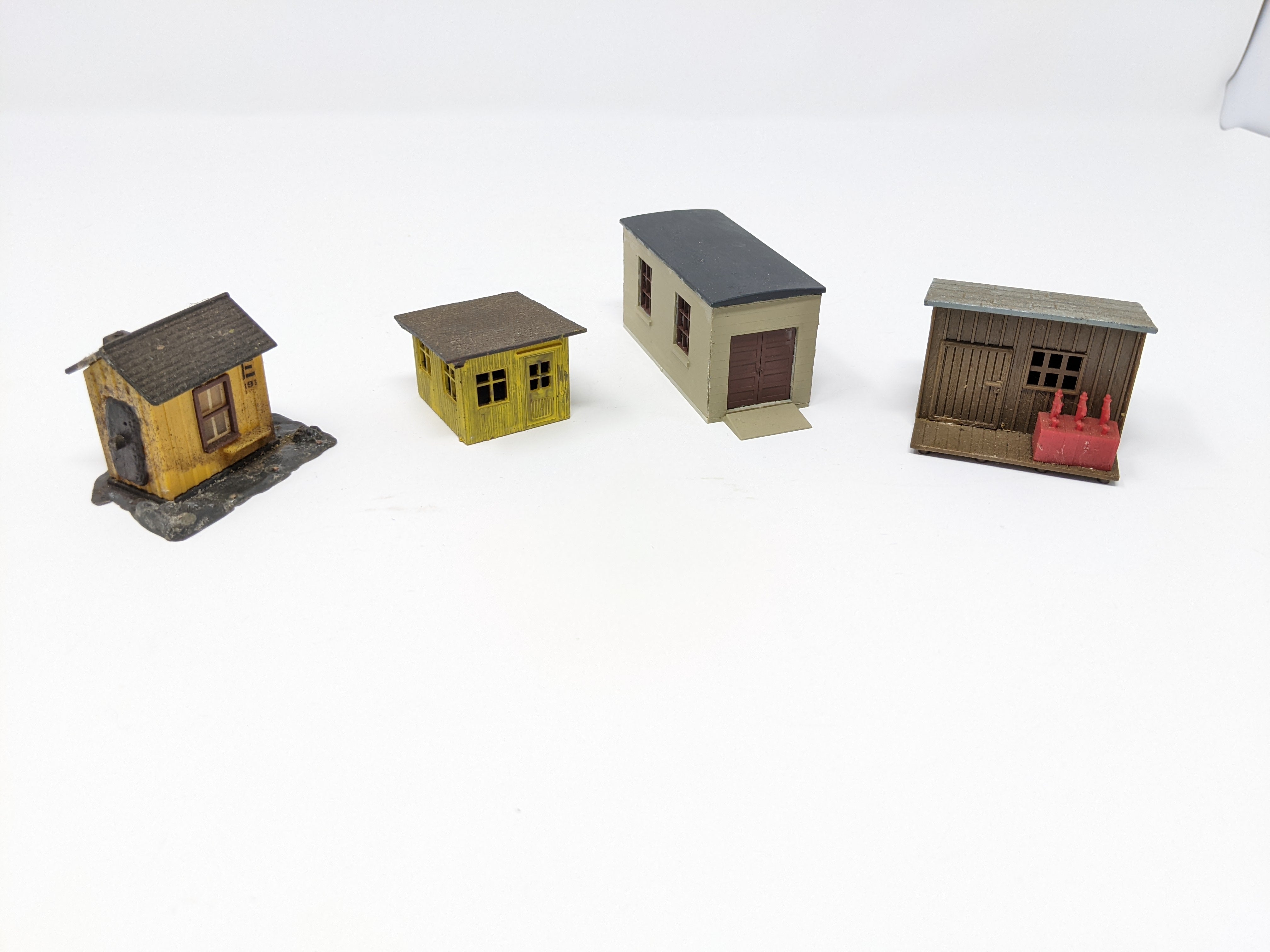 USED HO Scale, Lot of 4 Sheds