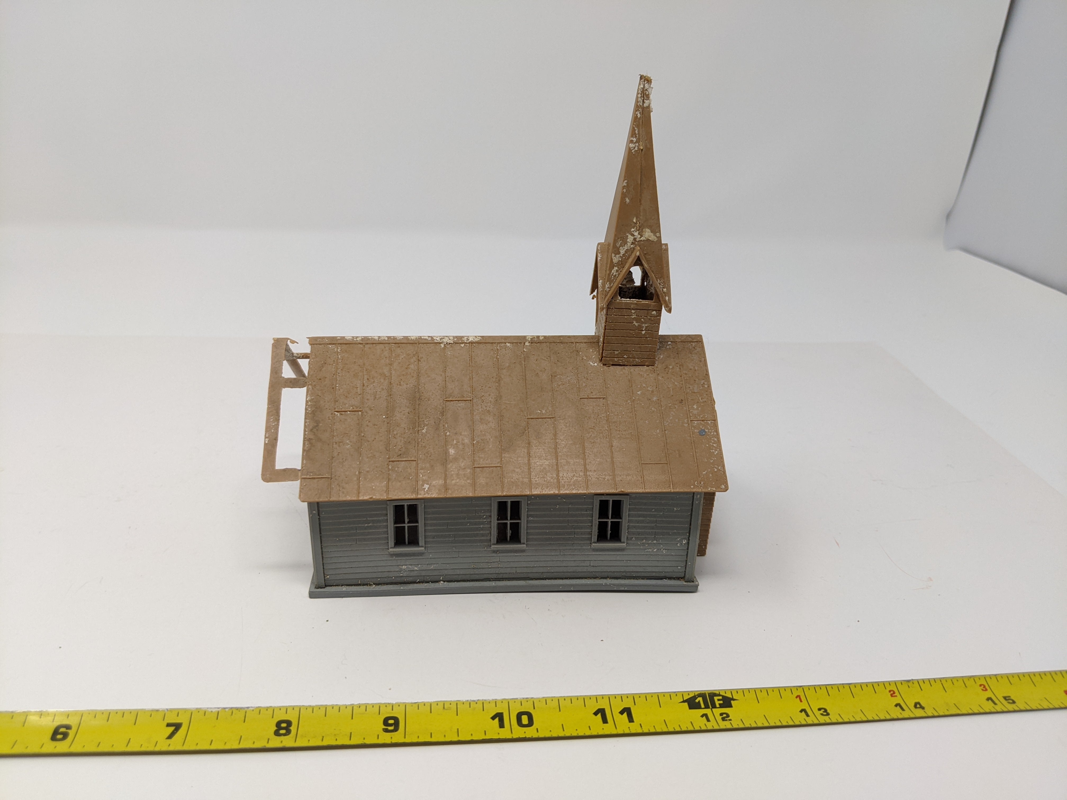USED HO Scale, Church