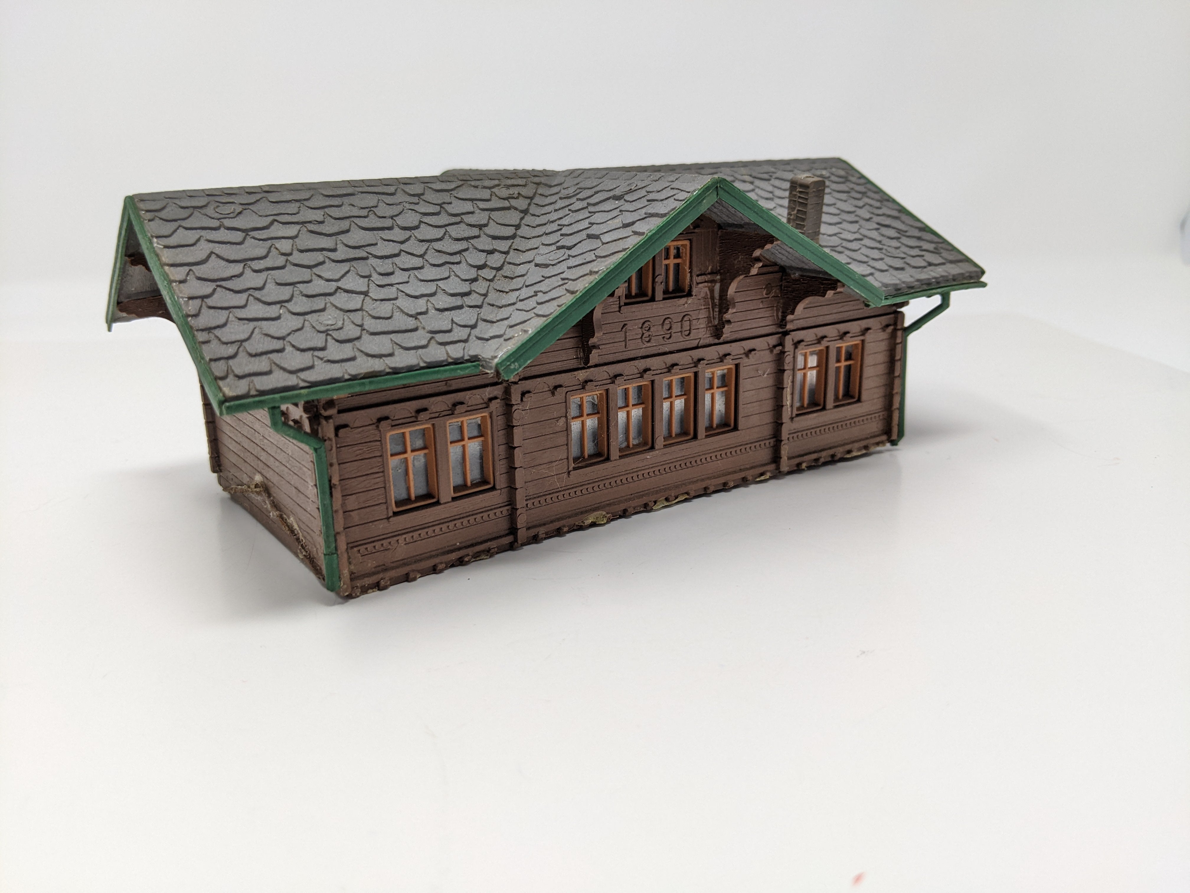 USED HO Scale, 1890 Terminal Station