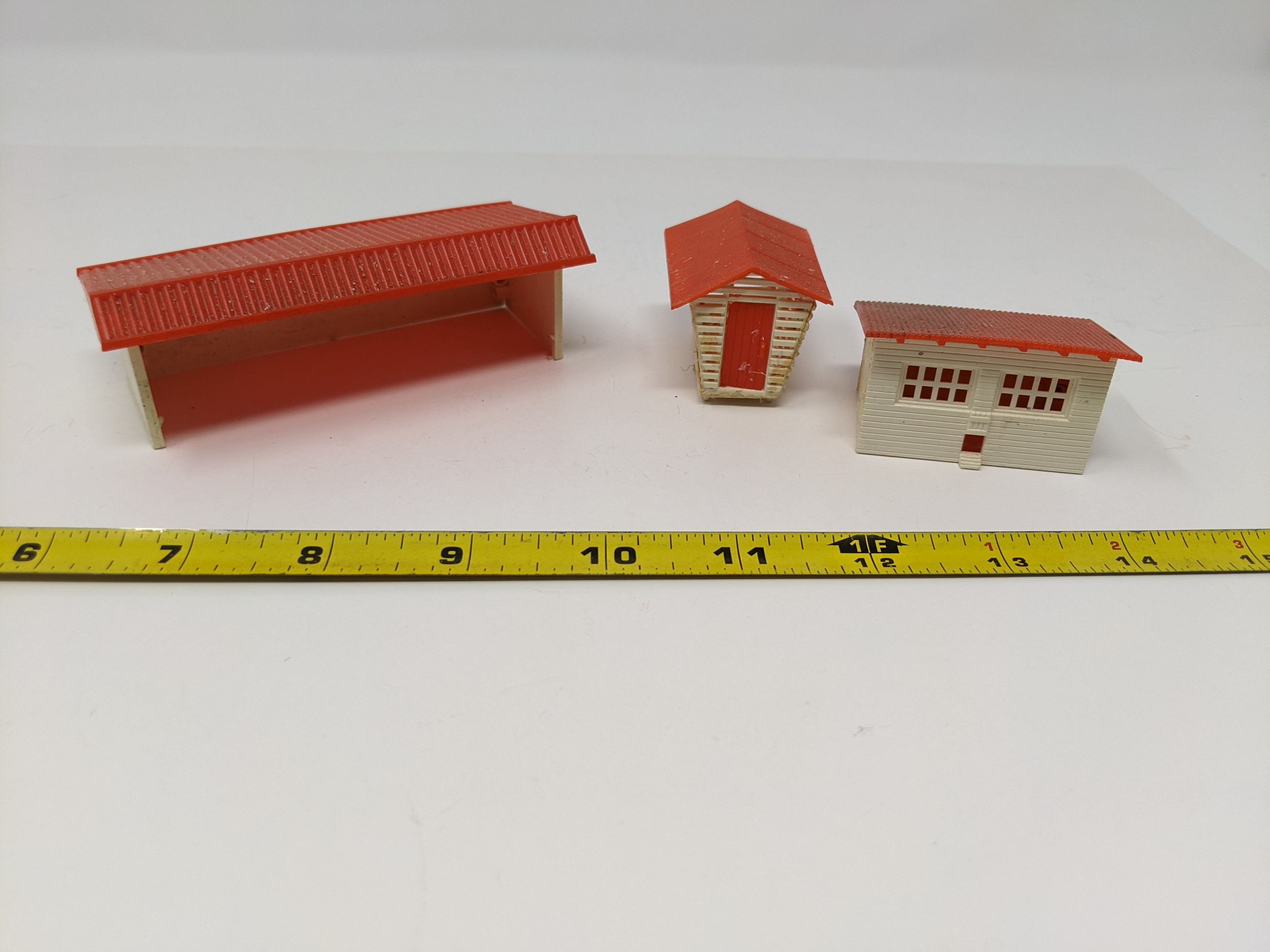 USED Bachmann Plasticville HO Scale, Lot of 3 Small Buildings