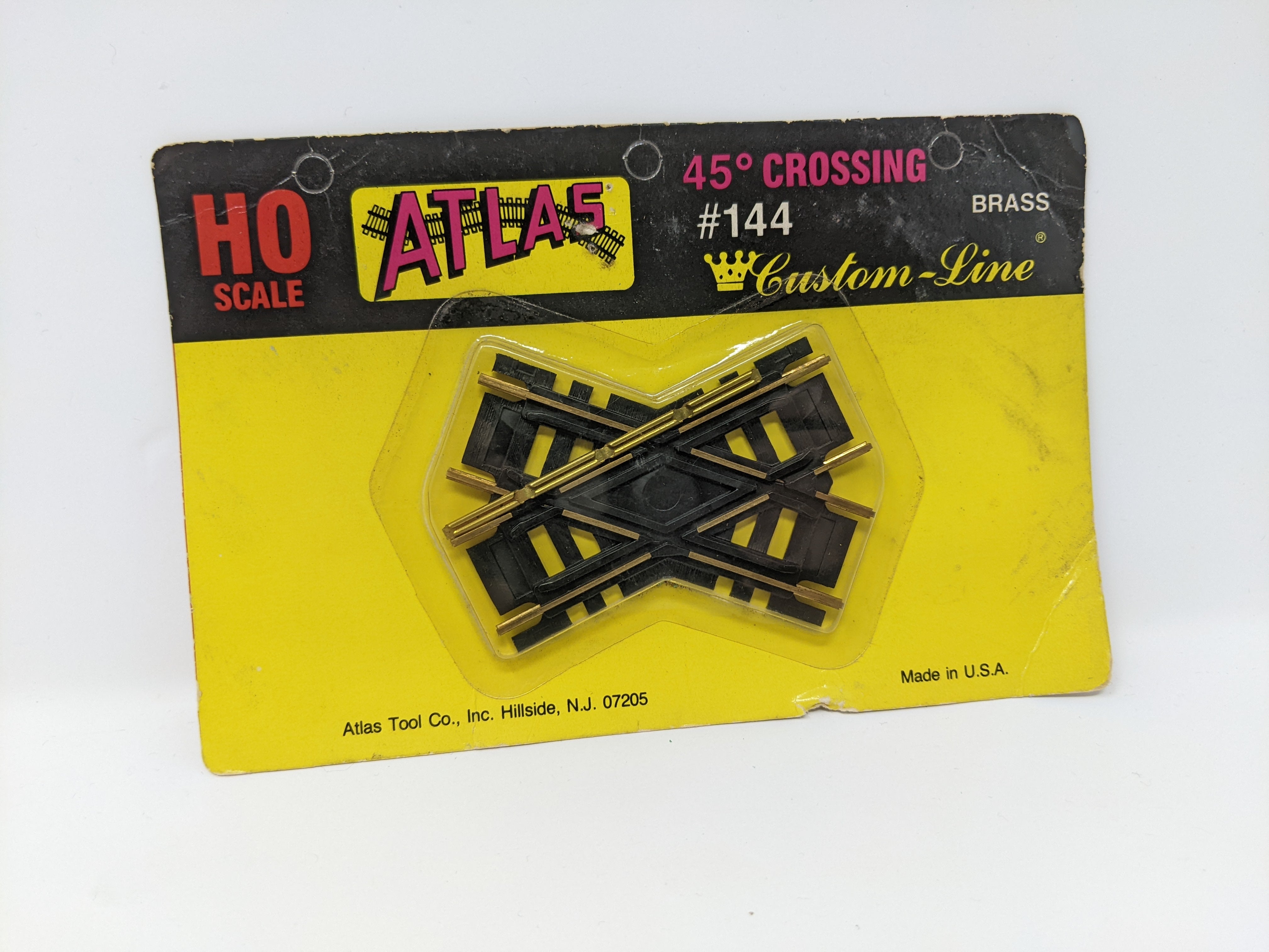 Atlas 144 HO Scale, 45 Degree Crossing, Sealed pack, Read Description