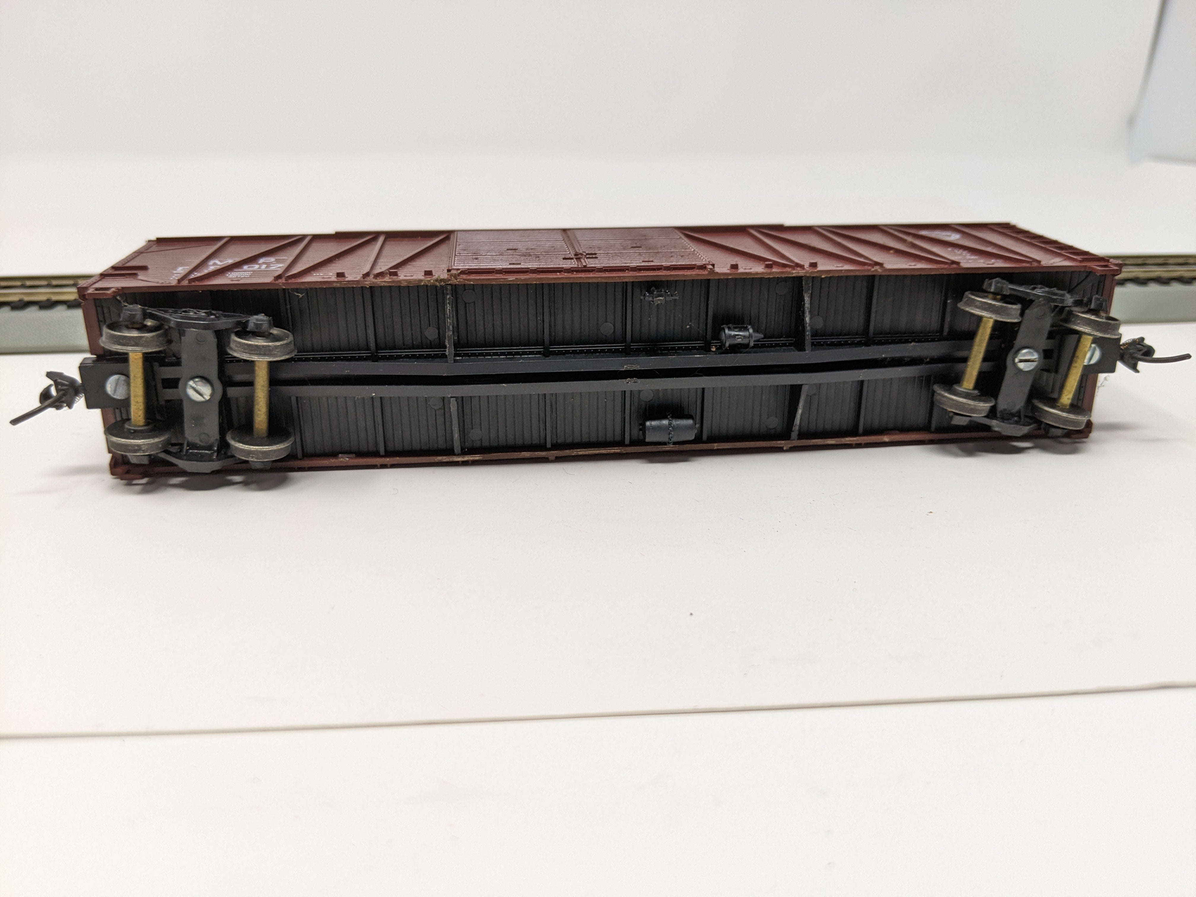 USED Roundhouse HO Scale, 50' Exterior Brace Box Car, Missouri Pacific MP #89017, Read Description