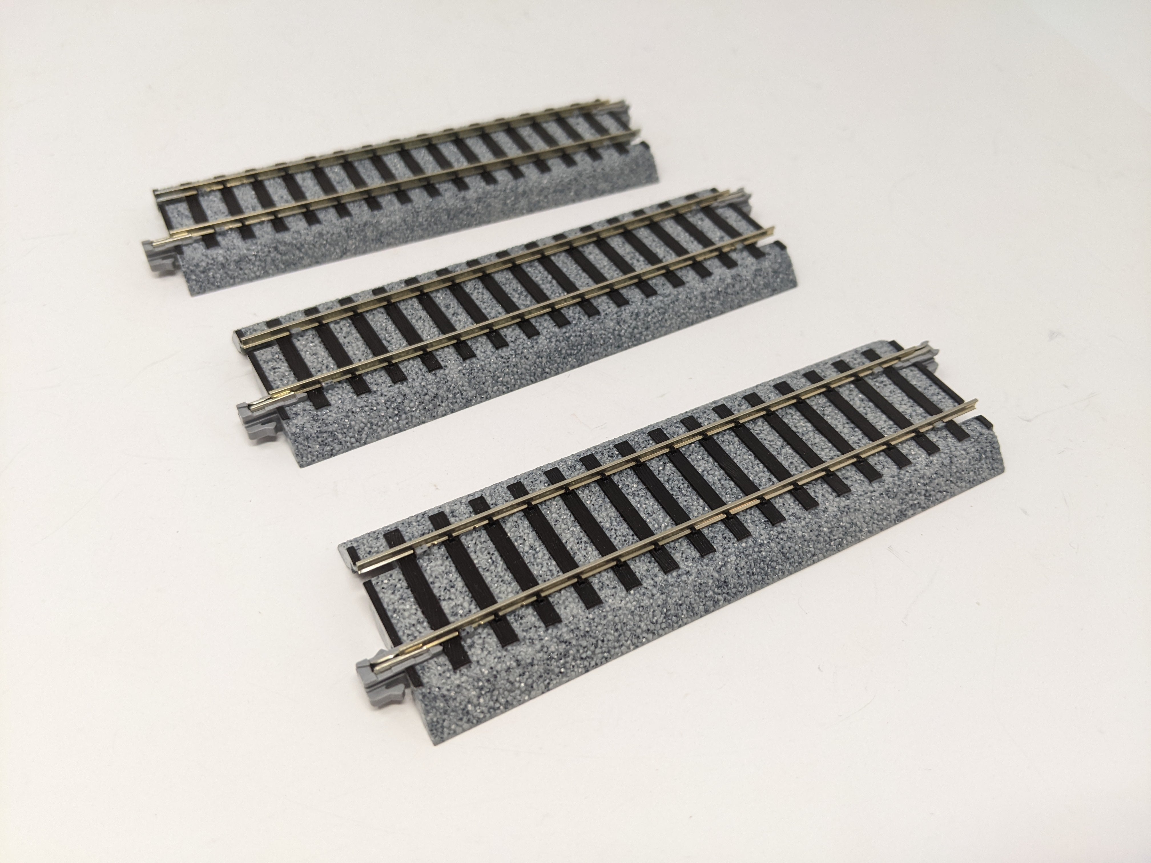 USED KATO HO Scale, Lot of 3 pieces of Straight UniTrack 123mm