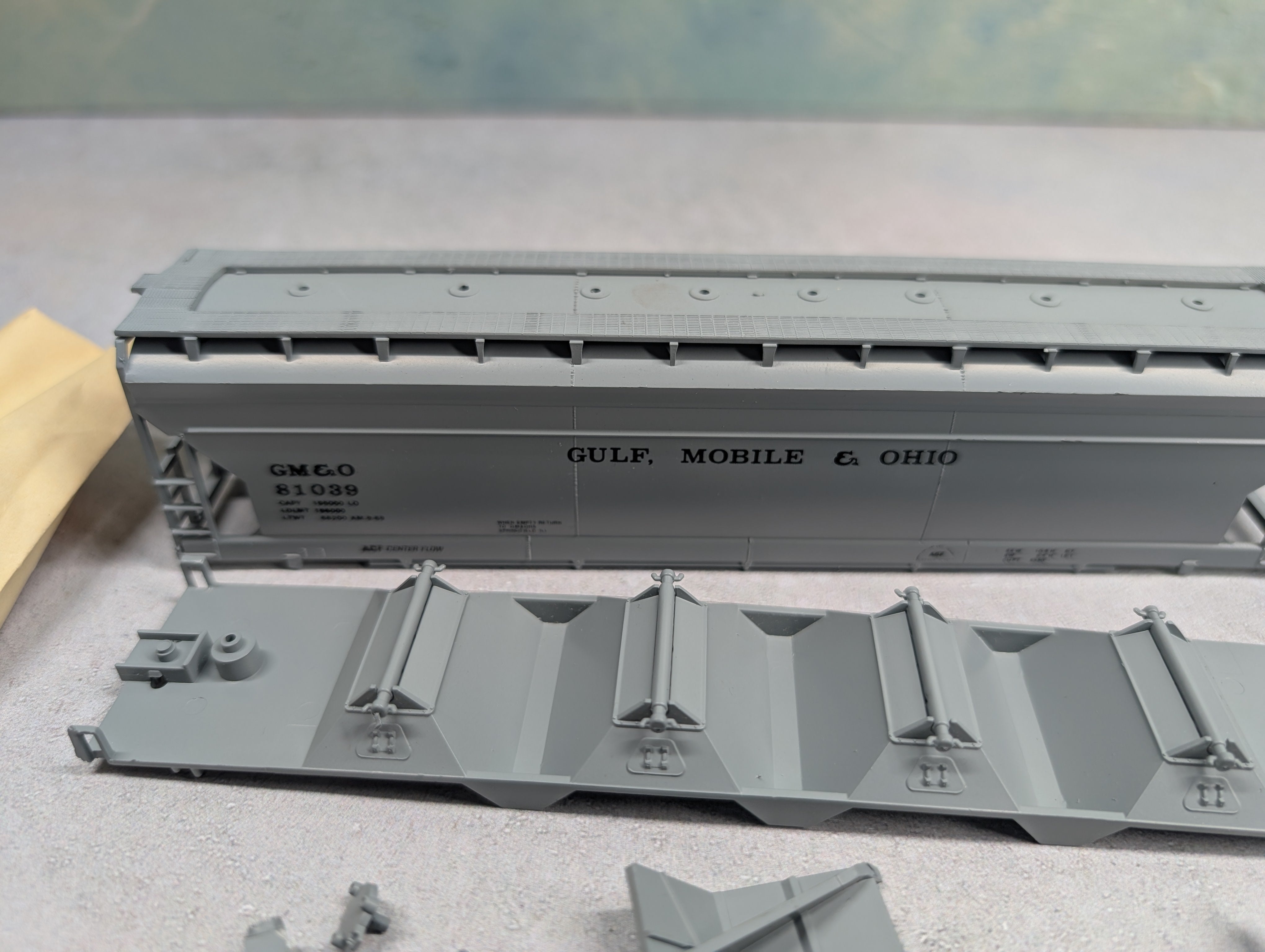 USED Athearn HO Scale 4 Bay ACF Center Flow Hopper Gulf Mobile & Ohio GM&O #81039 Con-Cor Custom KIT