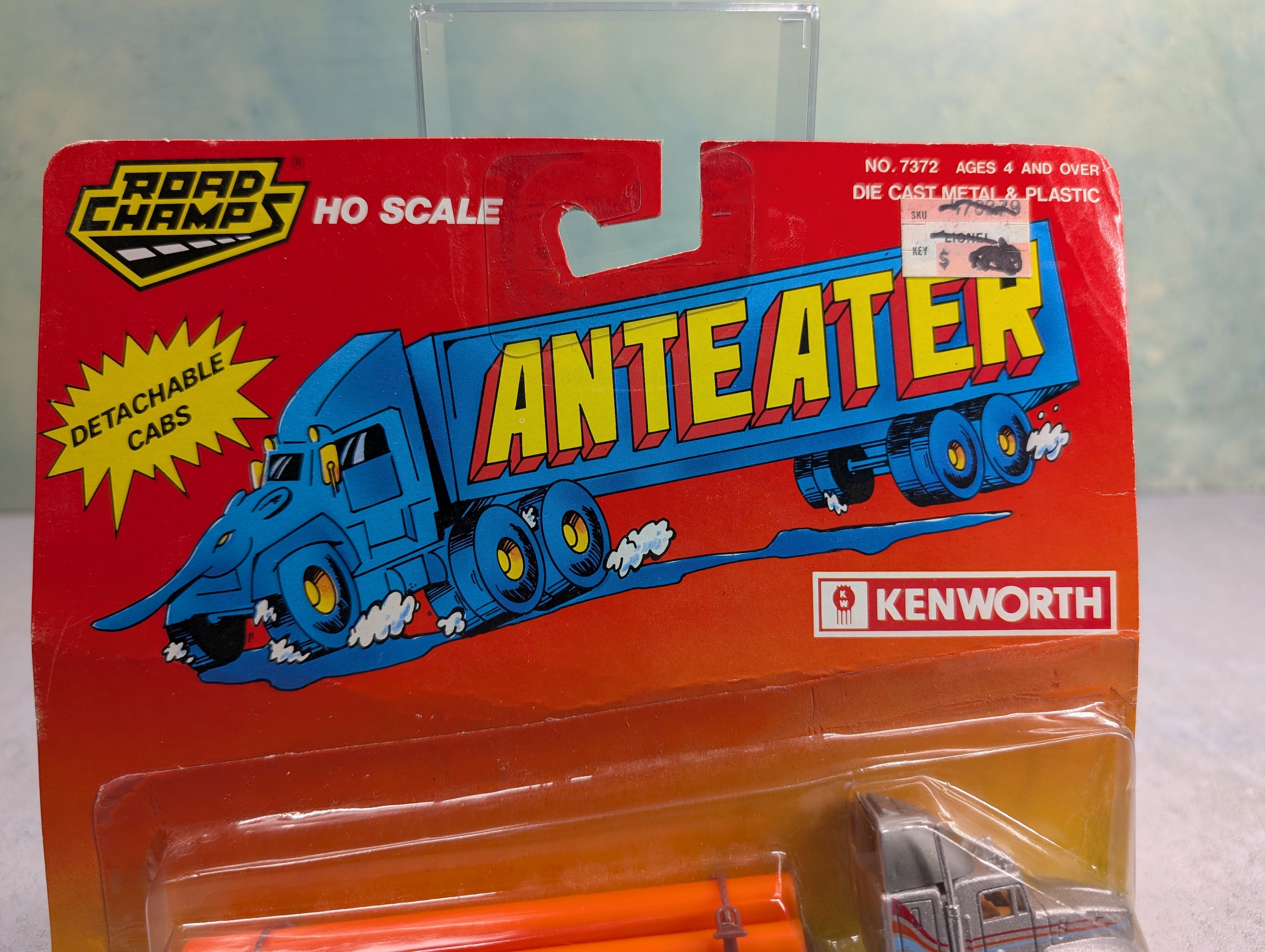 Road Champs 7372 HO Scale Kenworth Truck w/ Pipe Flat Trailer Anteater Detachable Cabs