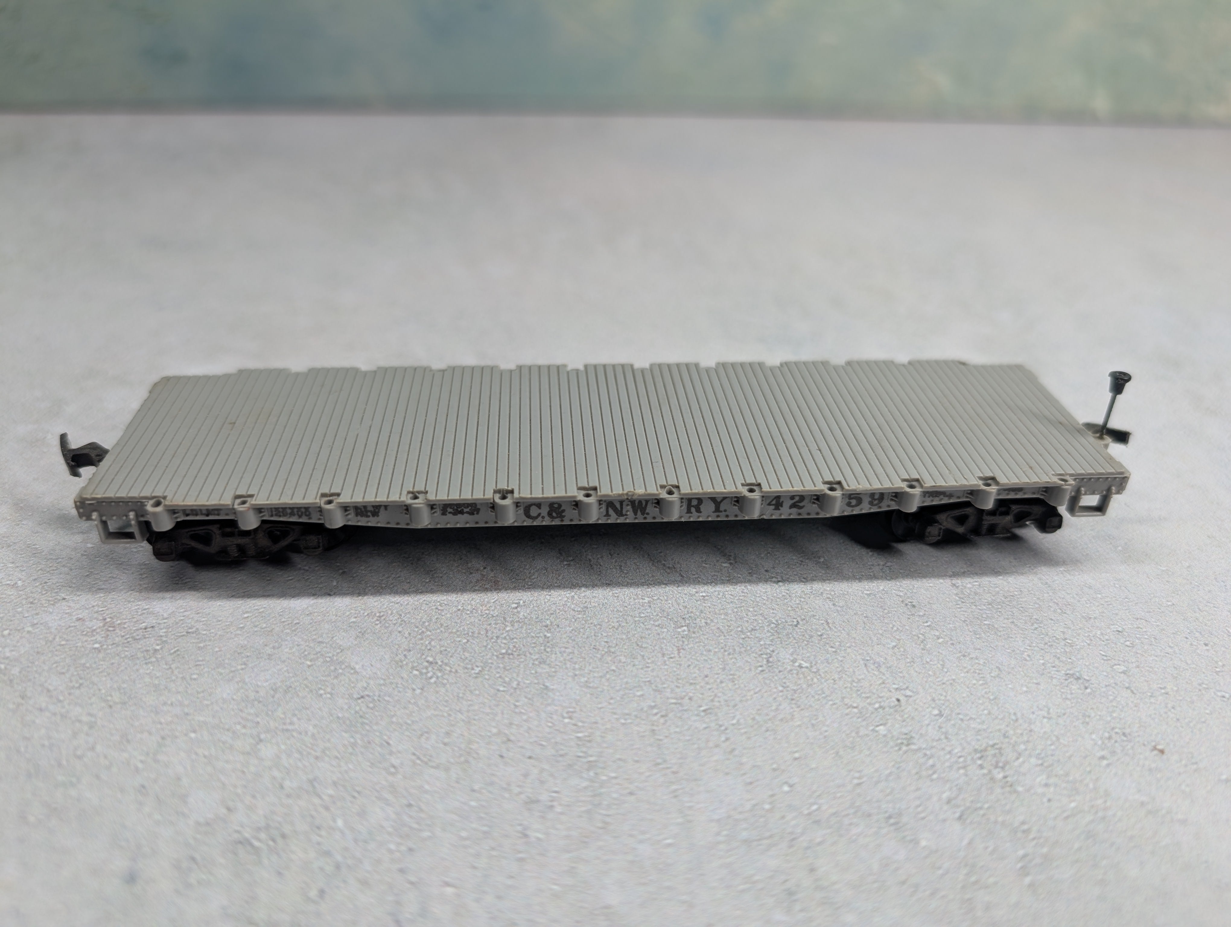 USED Varney HO Scale 40' Flat Car Chicago & North Western C&NW RY #4259
